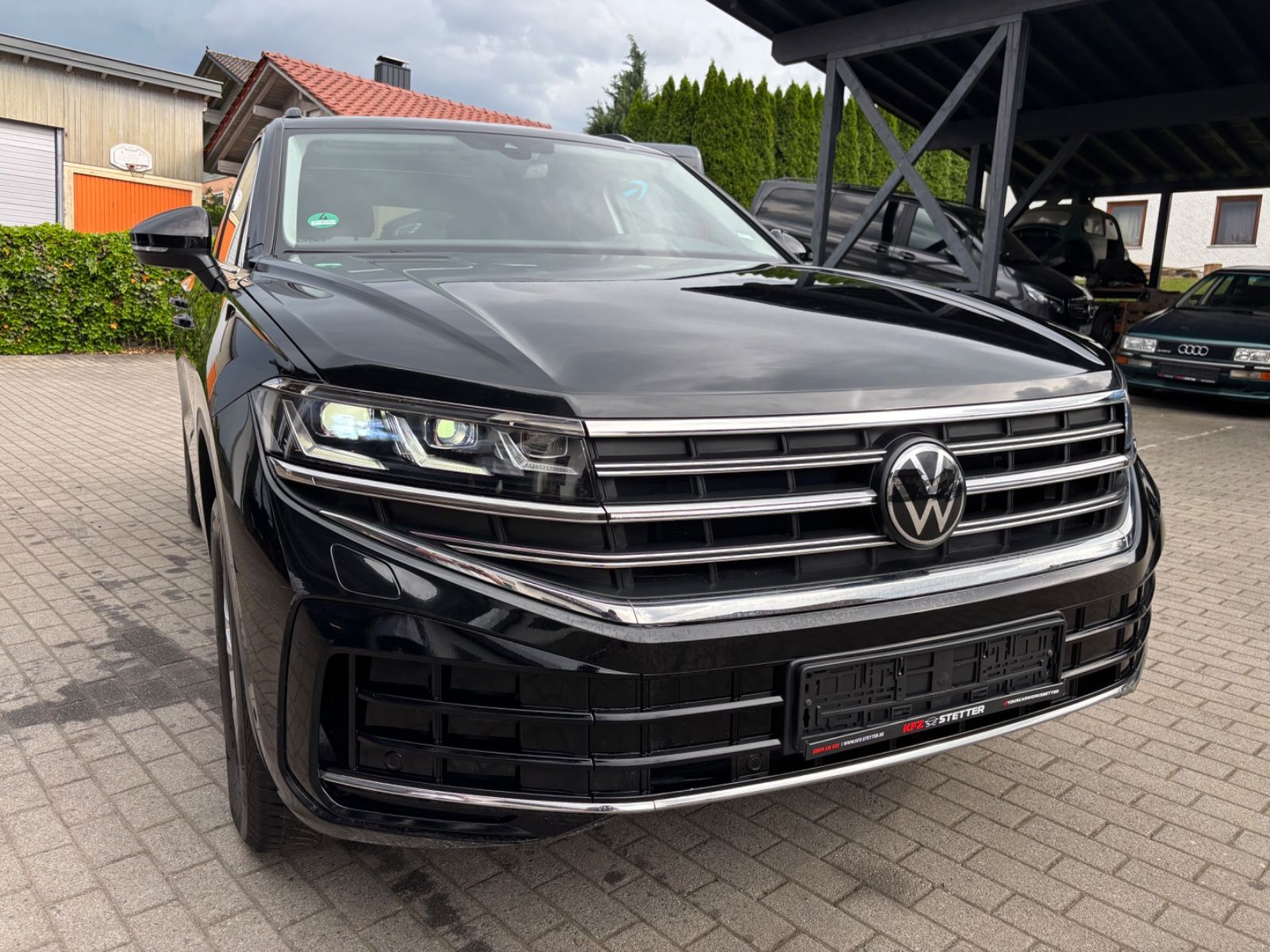 Volkswagen Touareg 3.0 TDI 4Motion neues Modell PANO IQ-LED