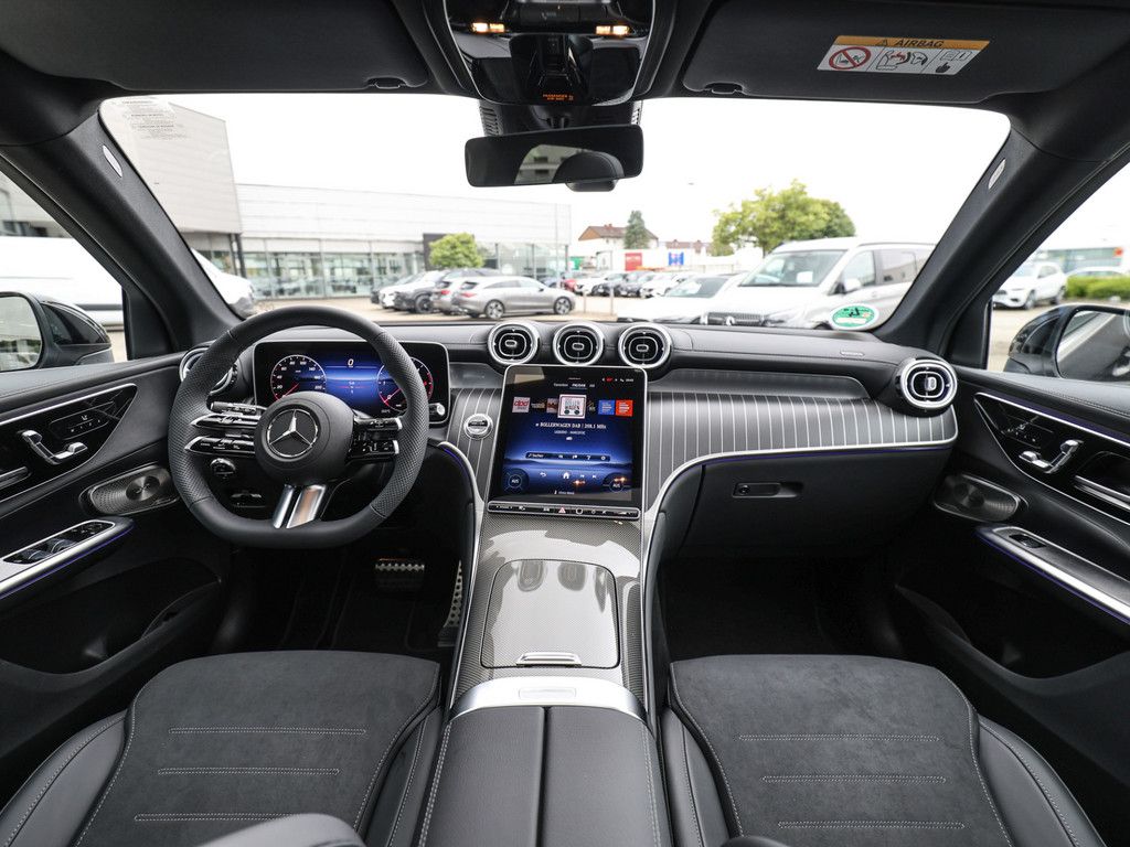 Mercedes-Benz GLC 220 d 4M AMG Line AHK Abstandstemp. LED Pano