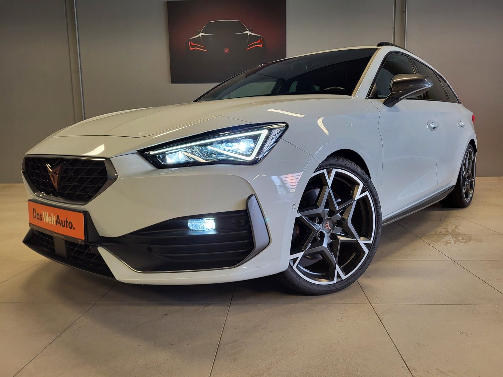 Cupra Leon VZ 2.0 TSI DSG 4Drive - Samsaru's Car Outlet
