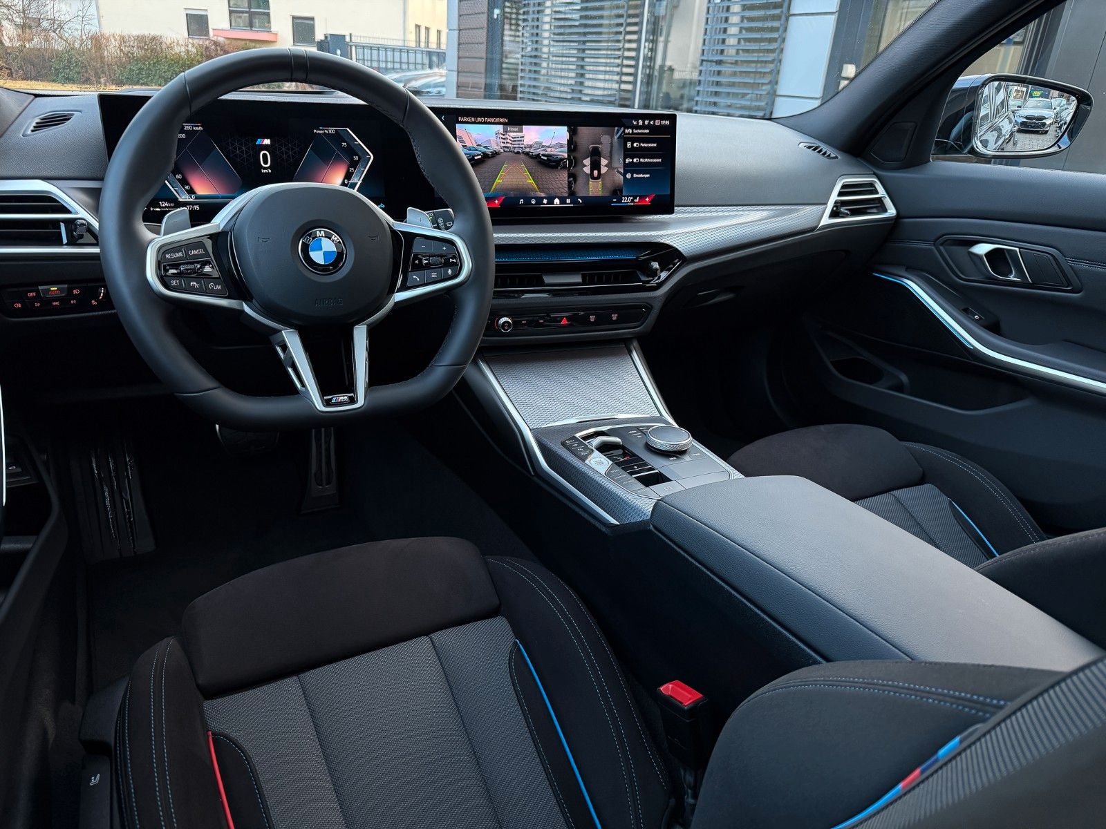 BMW 320i M Sport 18" HuD AHK Pano ACC 360° hifi LED+