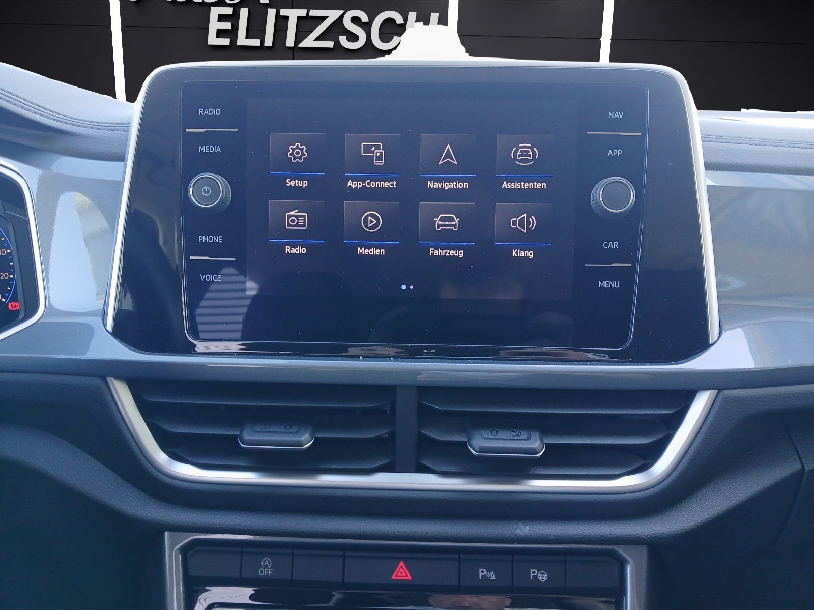 Volkswagen T-Roc TDI Style - Samsaru's Car Outlet