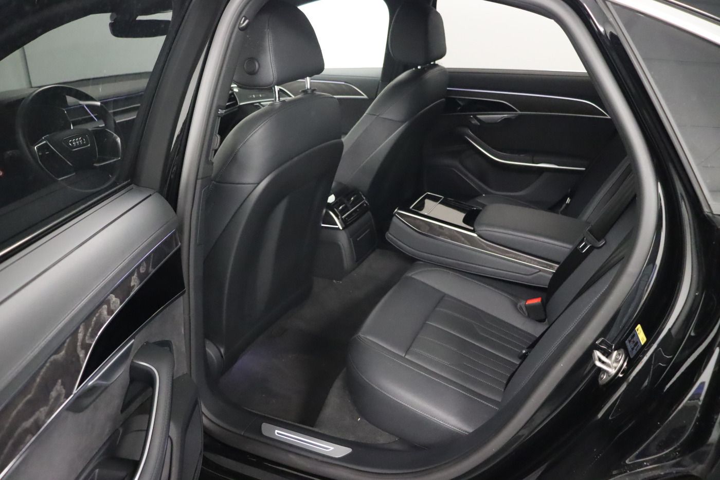 Audi A8 50 TDI quattro - Samsaru's Car Outlet