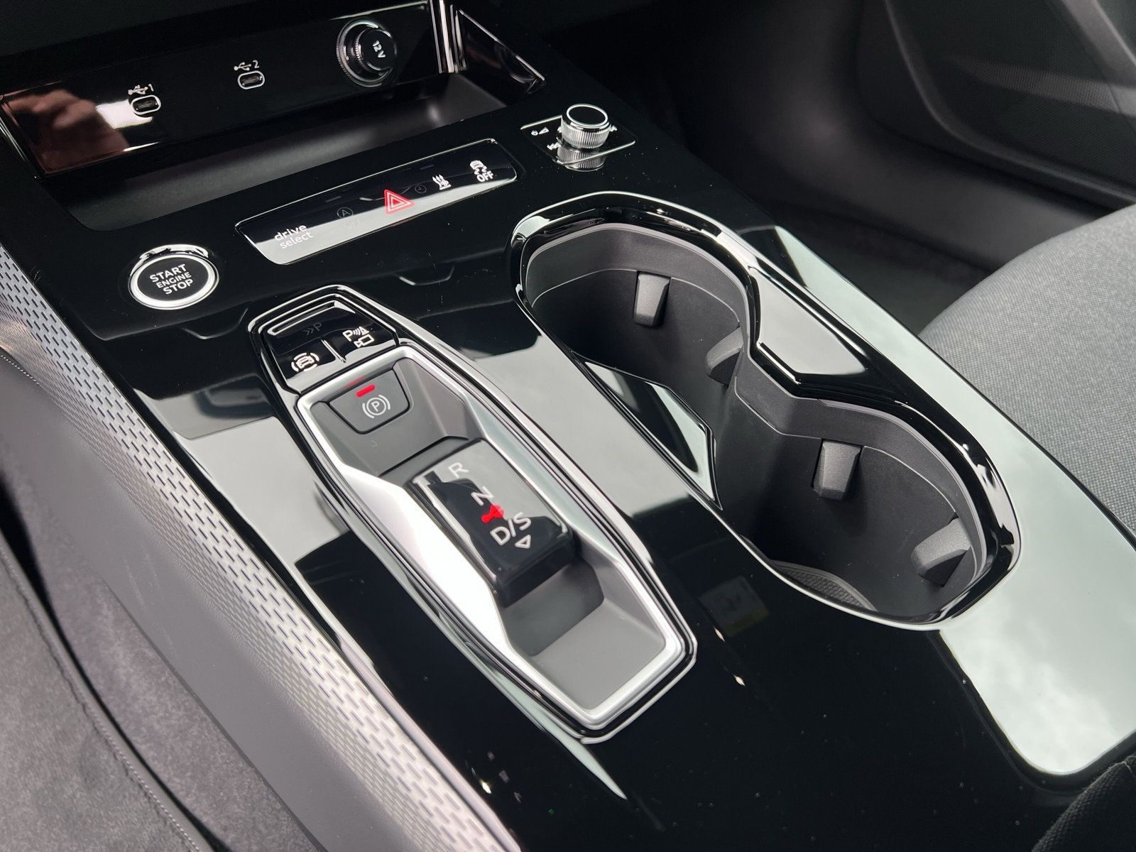 Audi A5 Avant TDI quattro S-LINE+LED+KAMERA+STDHZ+AHK