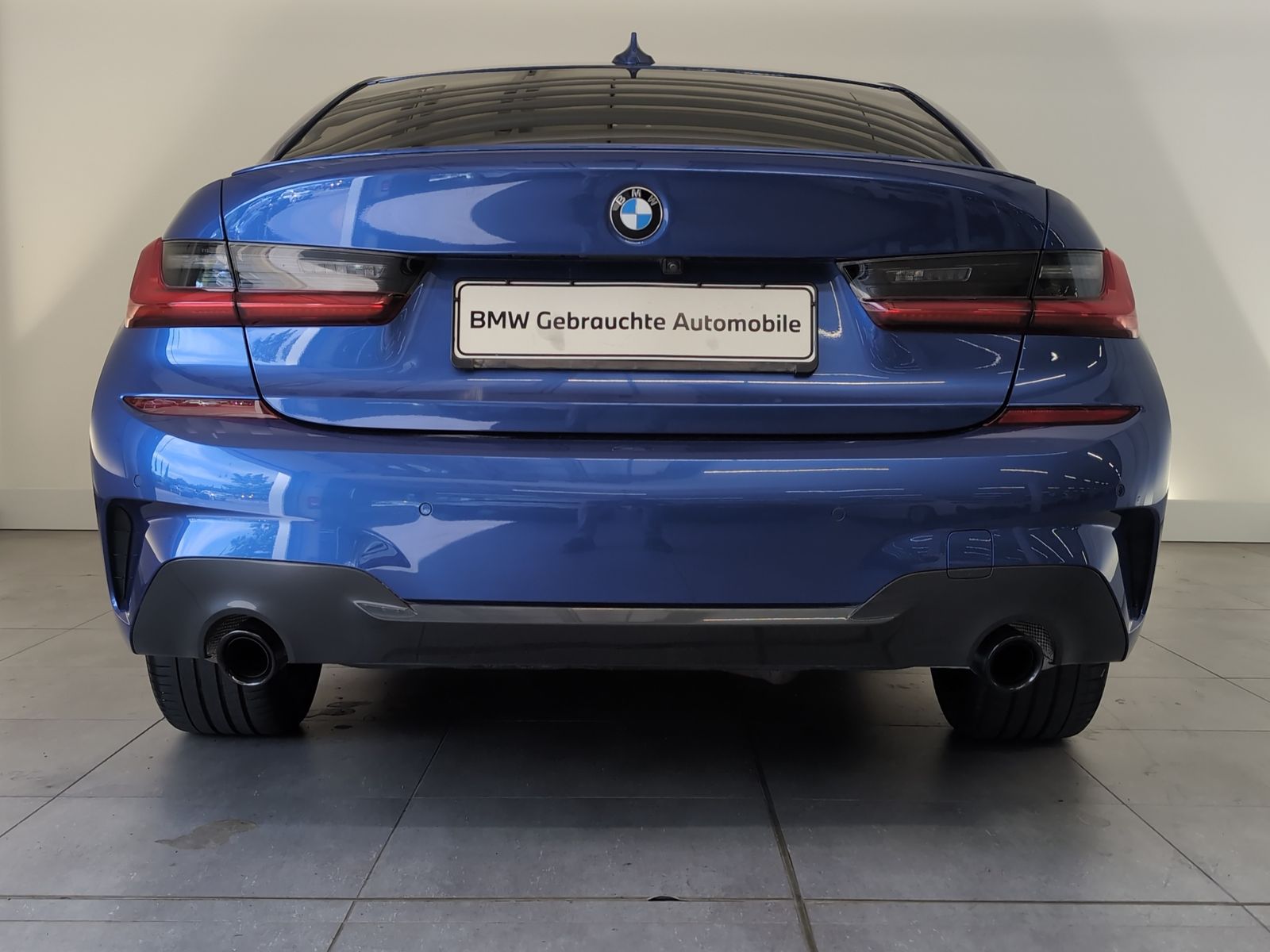 BMW 320d xDrive Limousine M Sport - Samsaru's Car Outlet