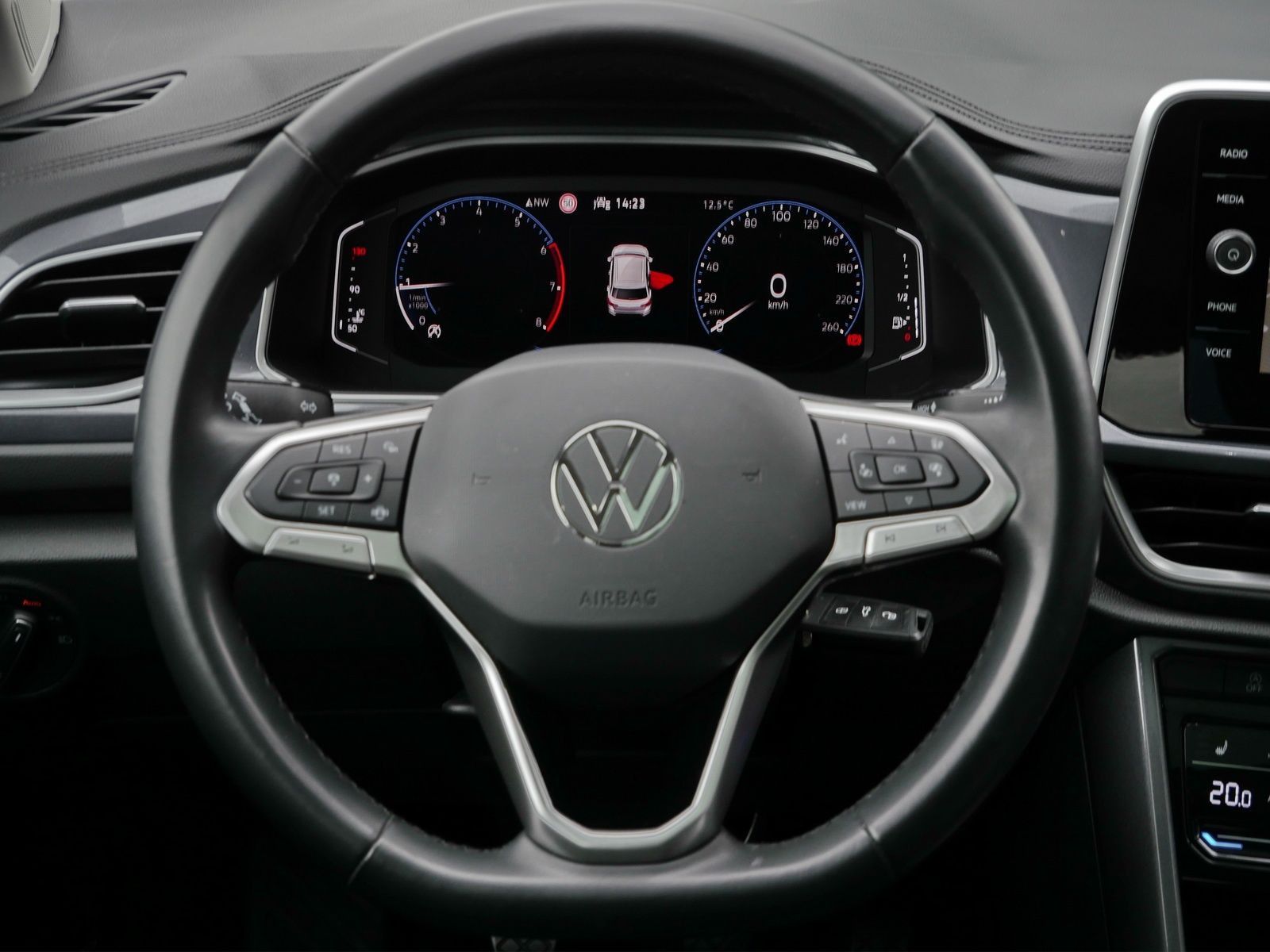 Volkswagen T-Roc Style 1.0 TSI - Samsaru's Car Outlet