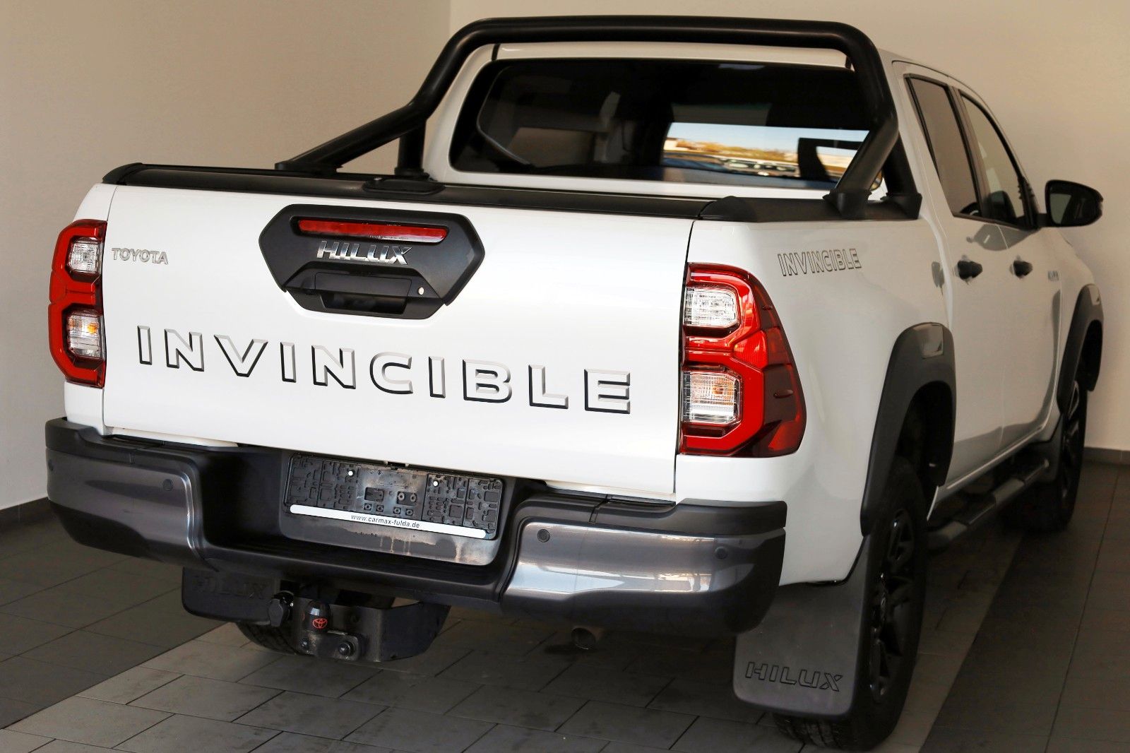 Toyota Hilux 2.8 D-4D 4x4 Invincible Sport,ACC,360°,AHK