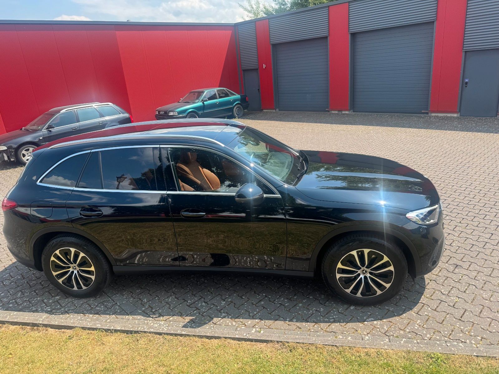 Mercedes-Benz GLC 220 Avantgarde Advanced LederLED AHK Panoram
