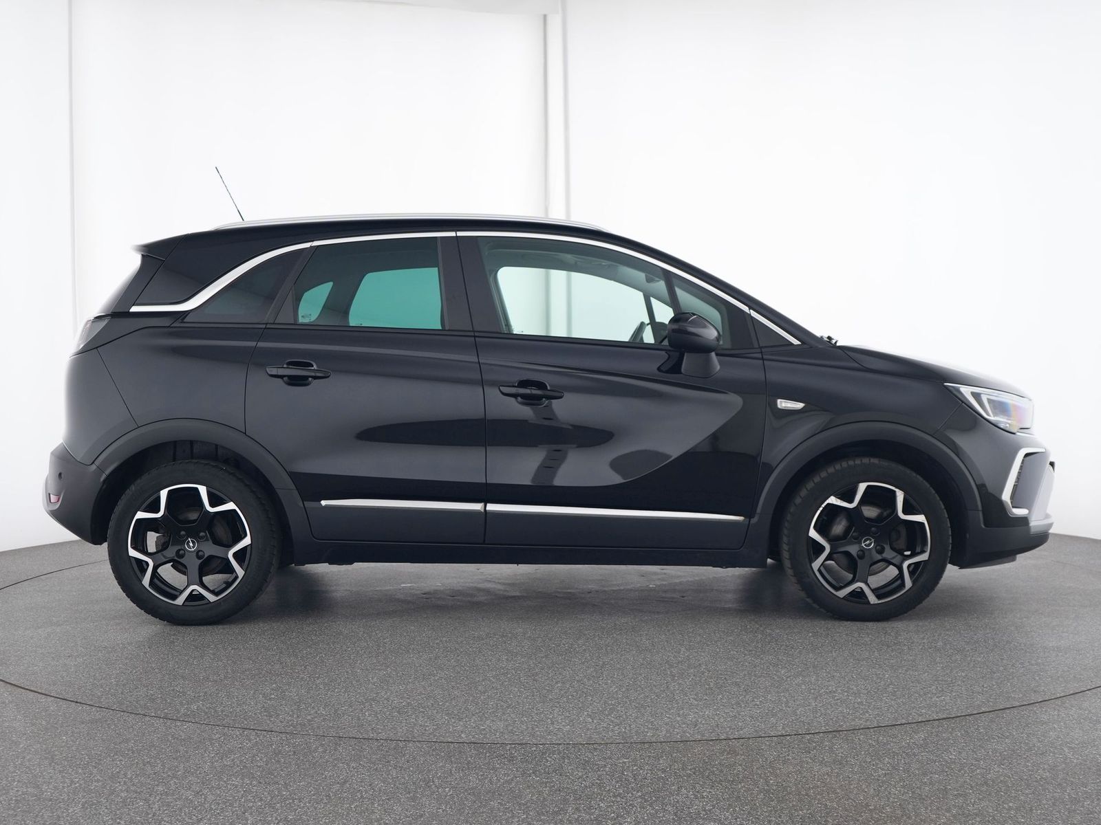 Opel Crossland Ultimate - Samsaru's Car Outlet