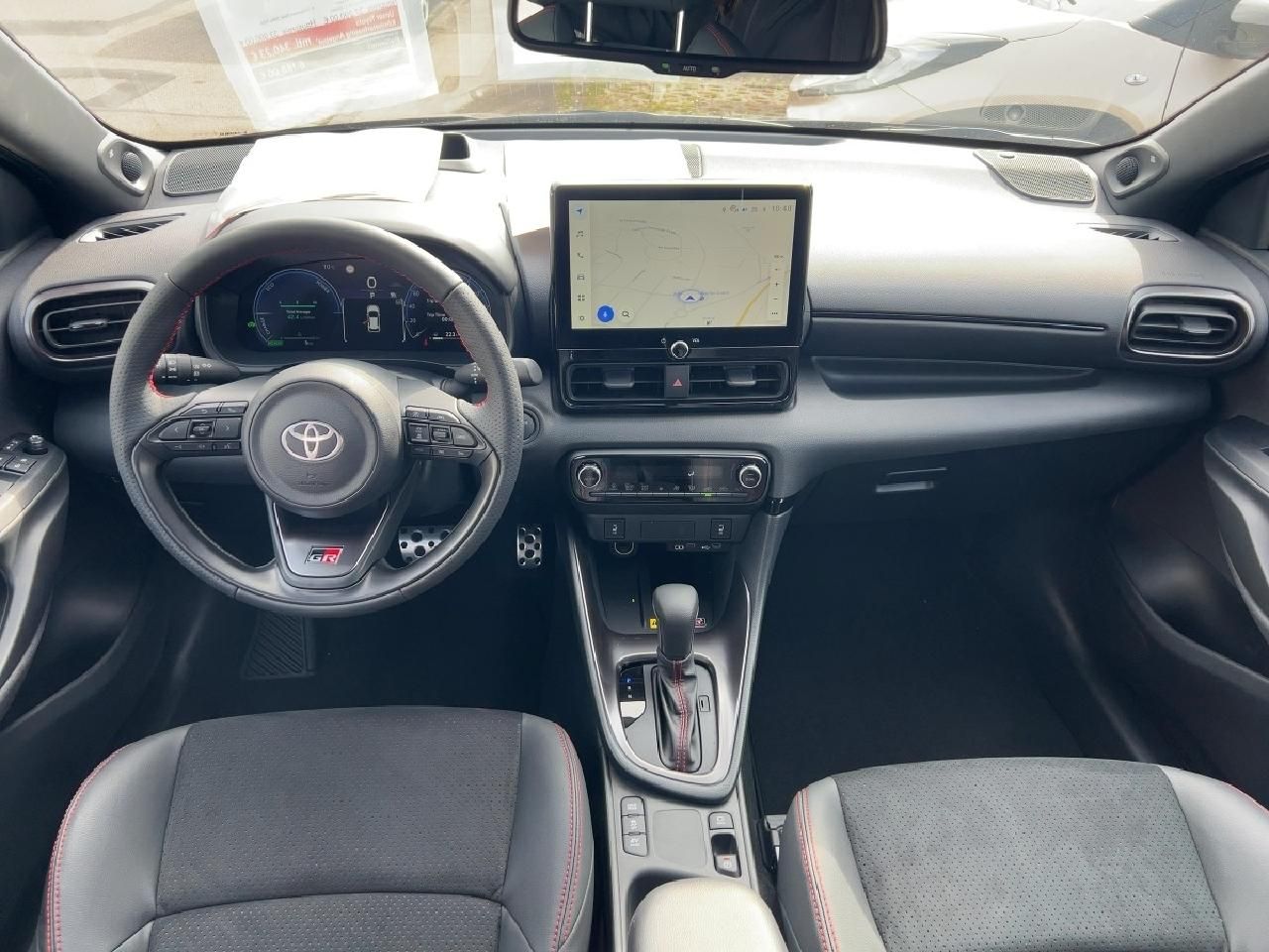 Toyota Yaris 1,5 Hybrid GR Sport *HUD *JBL*RCAM *PDC*