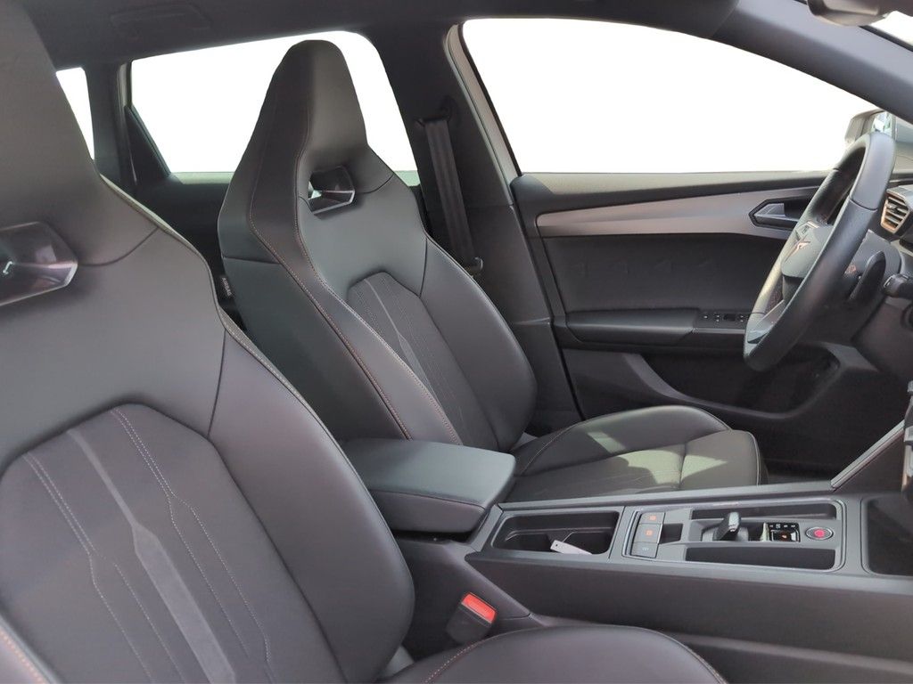 Cupra Leon Sportstourer e-Hybrid - Samsaru's Car Outlet