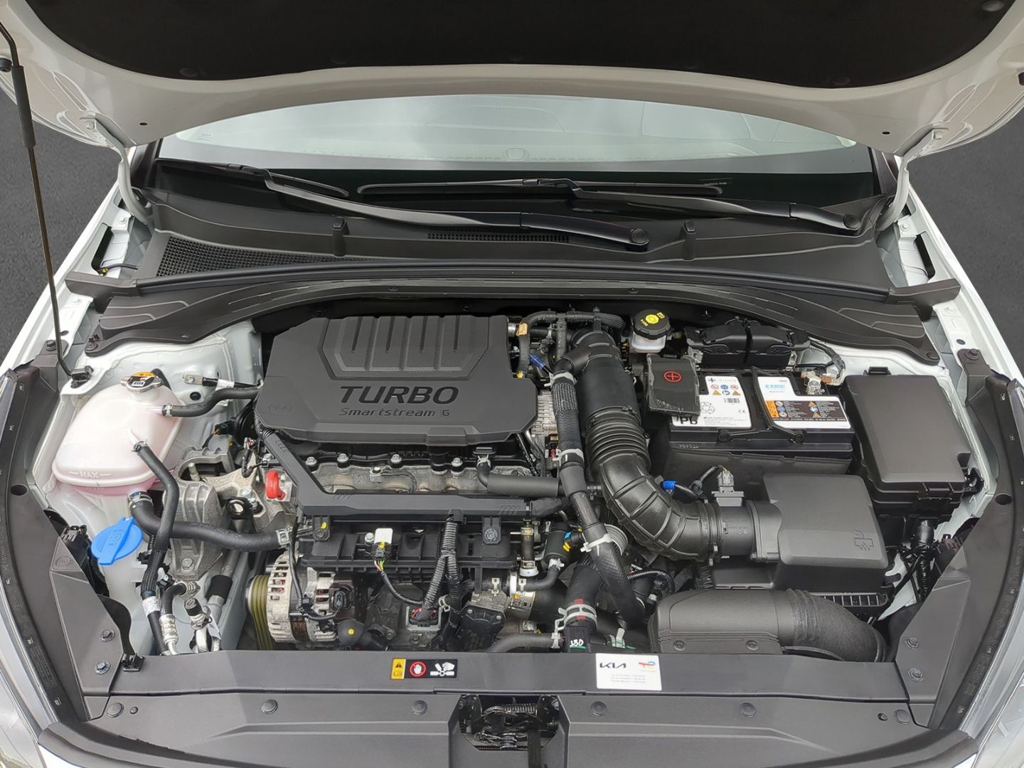 Kia Ceed 1.5 T-GDI Vision - Samsaru's Car Outlet