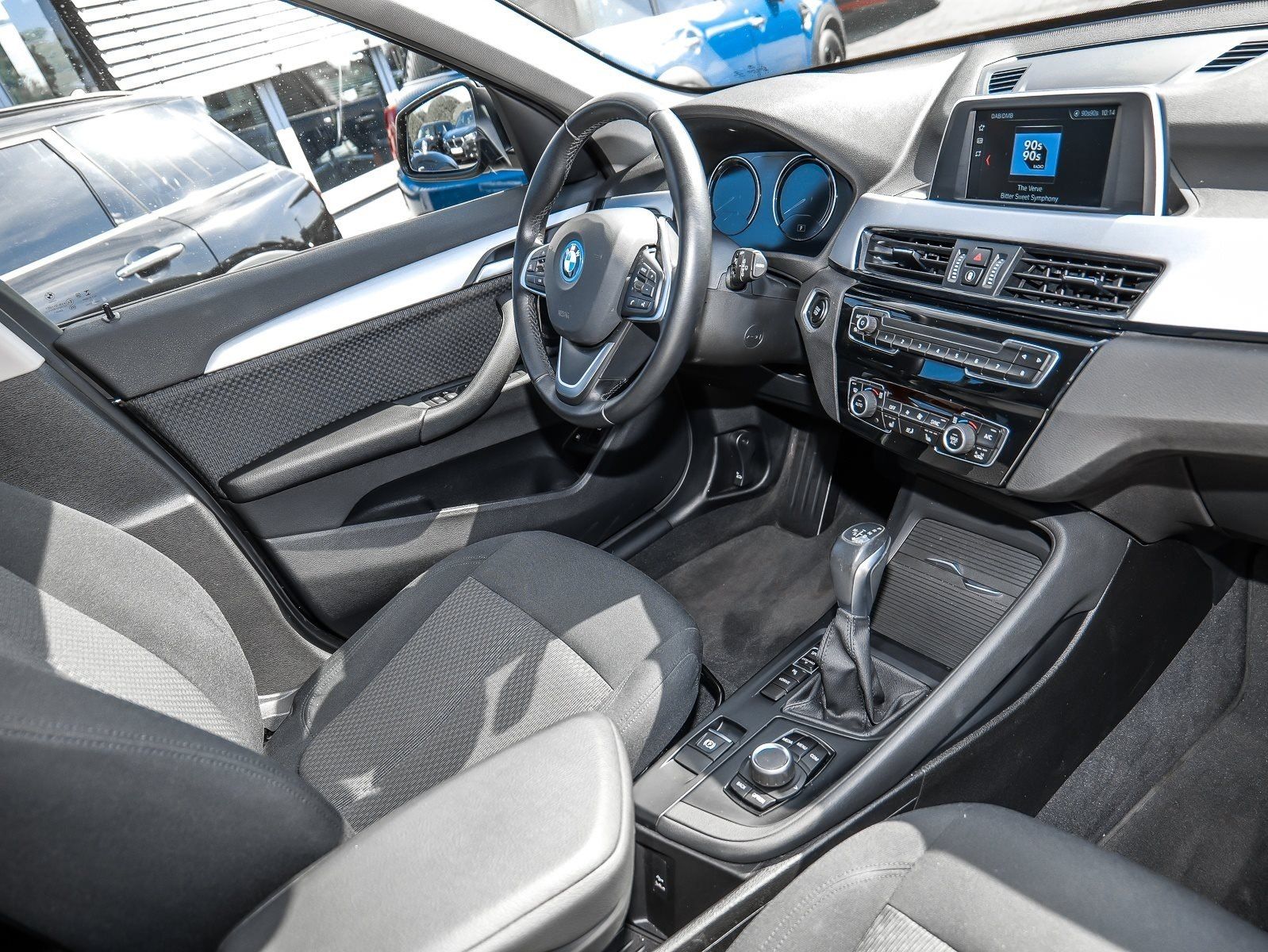 BMW X1 xDrive25e - Samsaru's Car Outlet