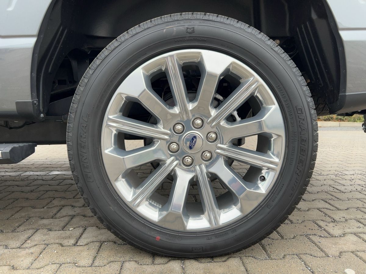 Ford F-150 Limited Allrad - Samsaru's Car Outlet