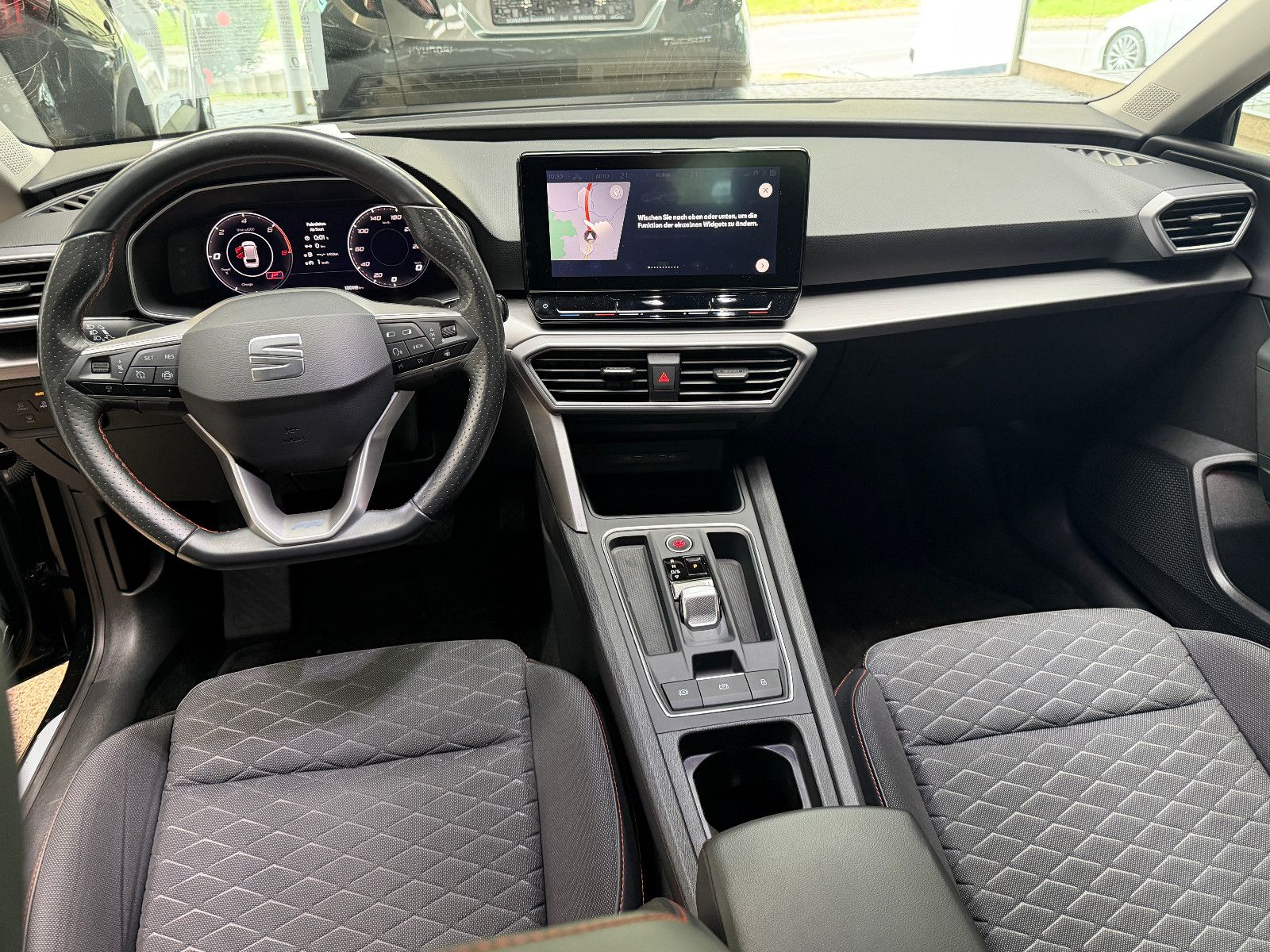 Seat Leon Sportstourer 1.4 e-Hybrid DSG FR      AHK