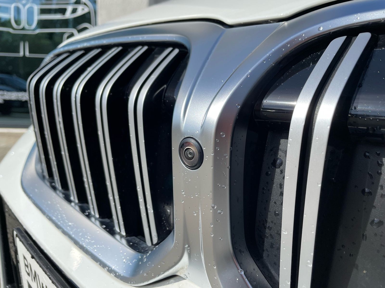BMW 330e xDrive Tour M Sport || AHK Pano ACC 360 H&K