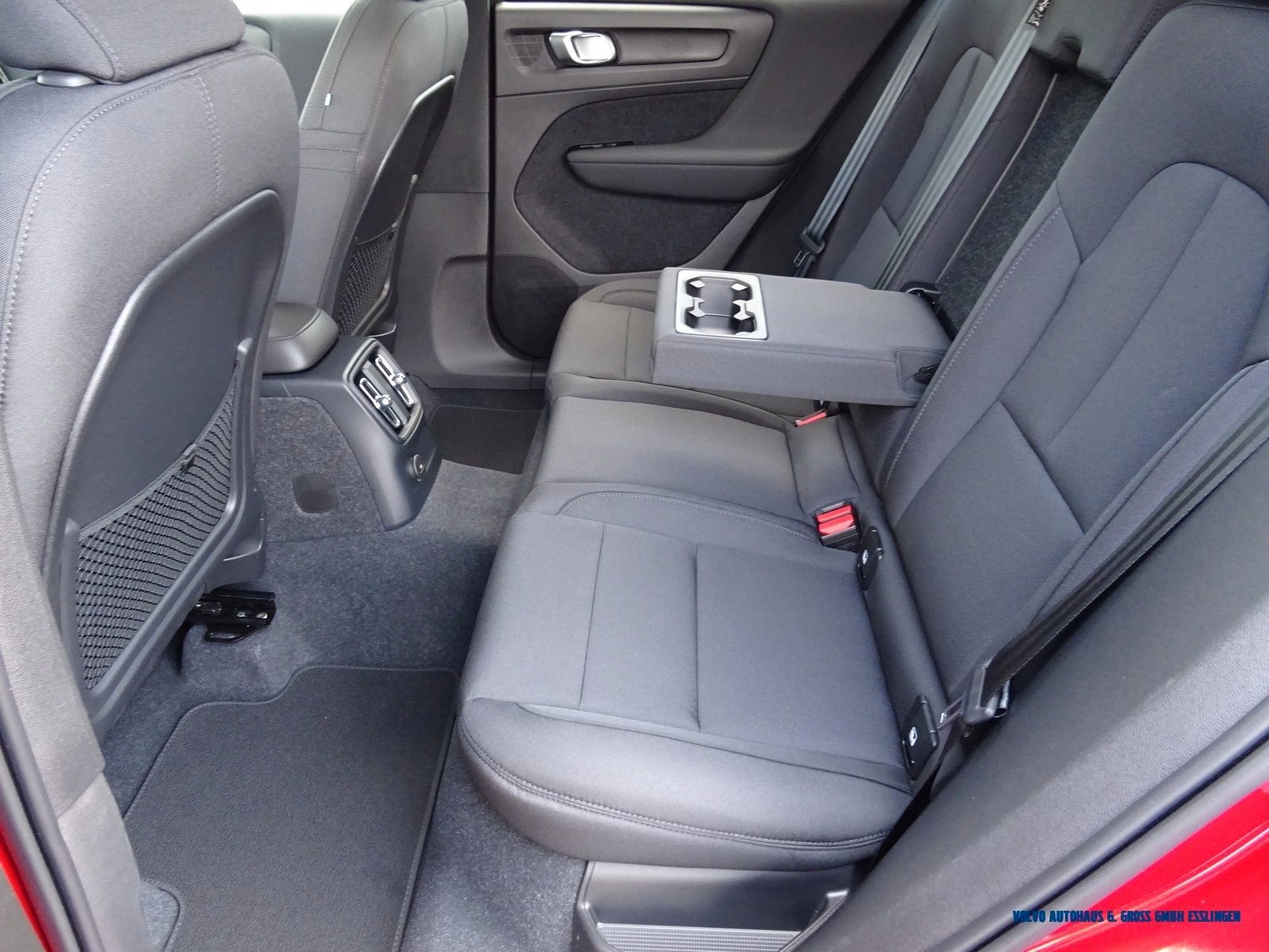 Volvo XC40 T5 Recharge R-Design Expression
