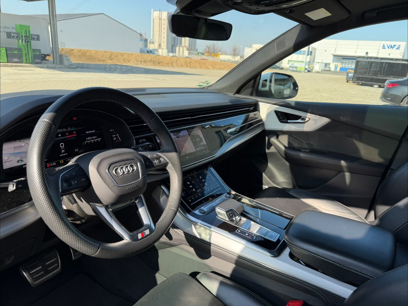 Audi Q8 50 TDI quattro S-Line*Pano*Massage*HUD*Voll !