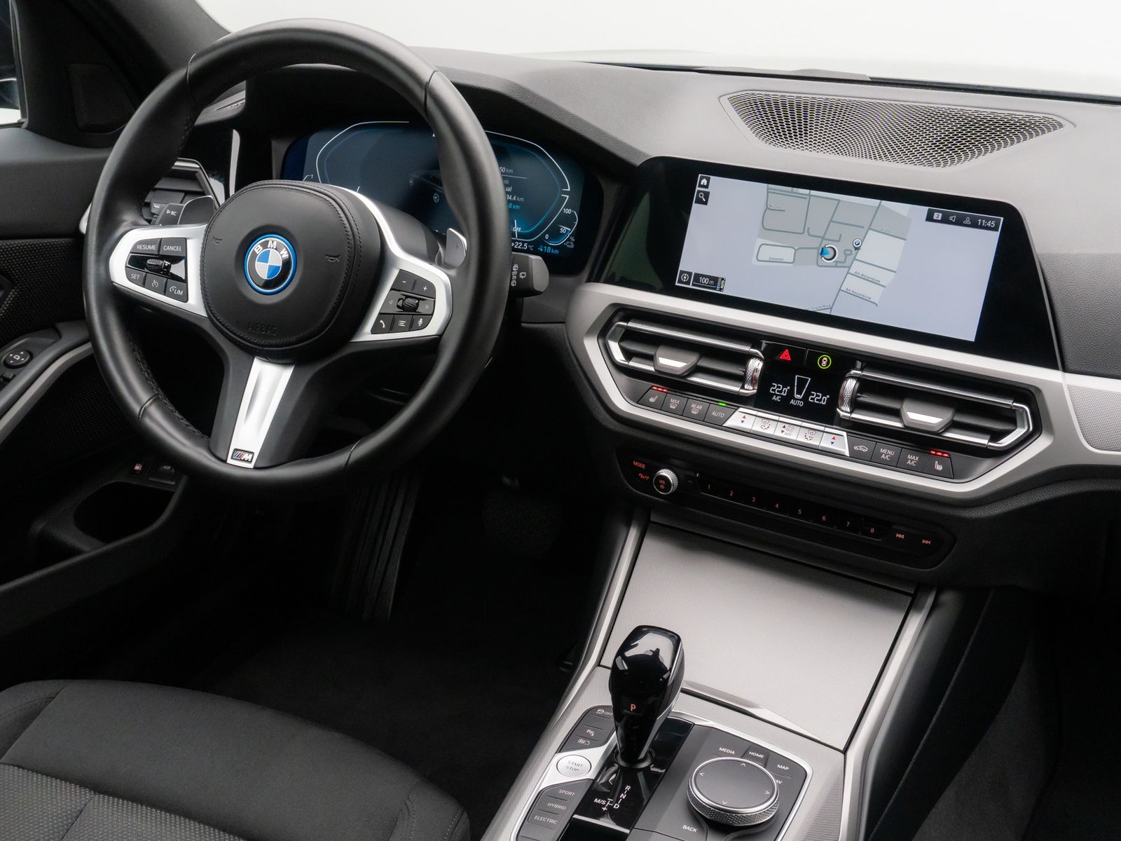 BMW 320e - Samsaru's Car Outlet