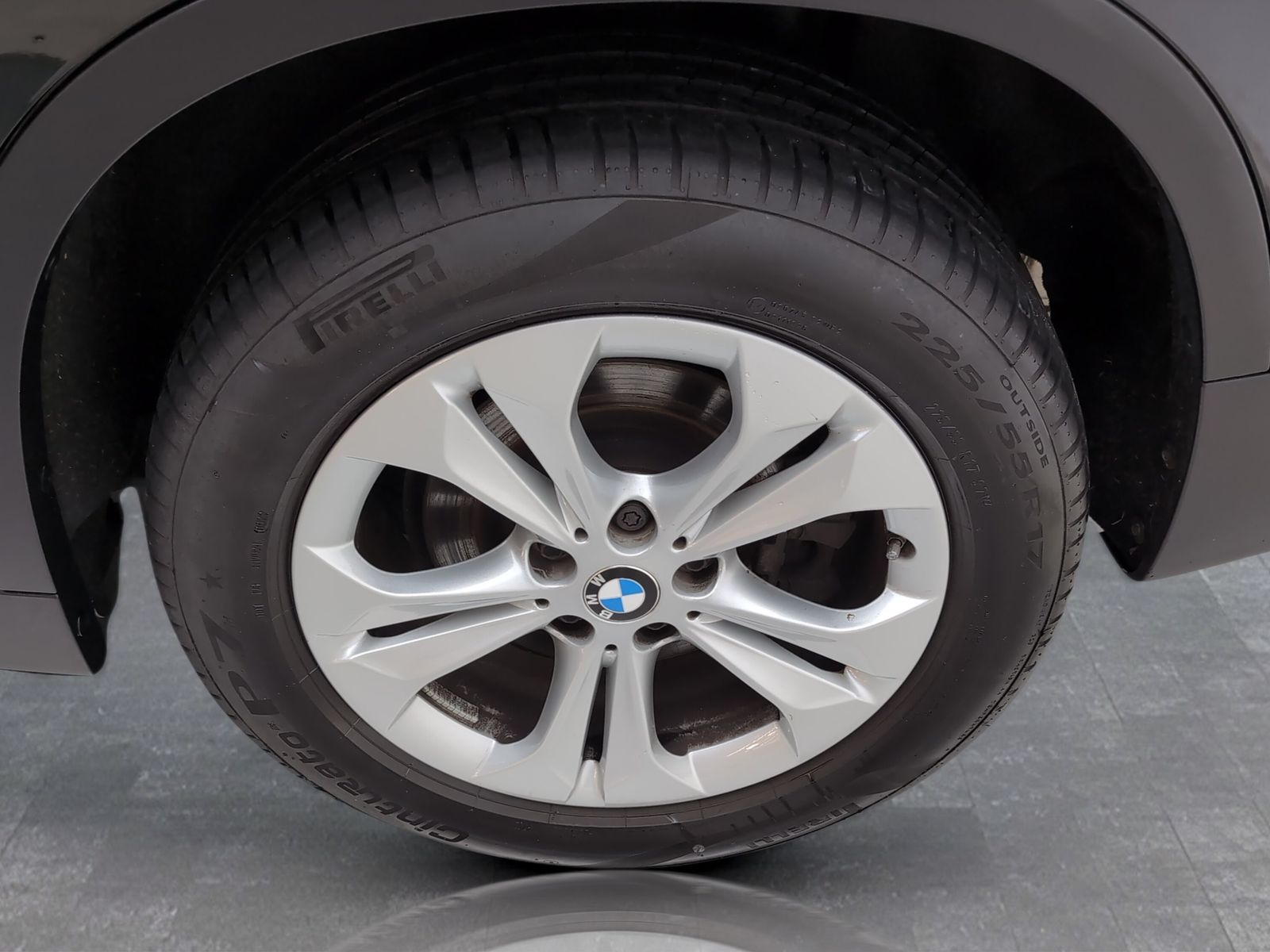 BMW X1 xDrive20d - Samsaru's Car Outlet