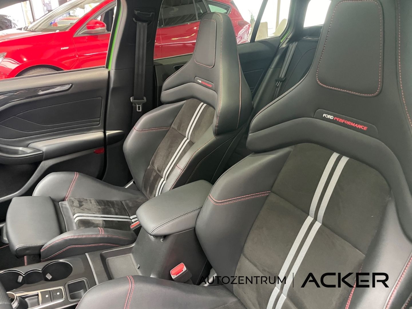 Ford Focus ST X Turnier 2.3 AT Pano/aAHK/ACC -34%*