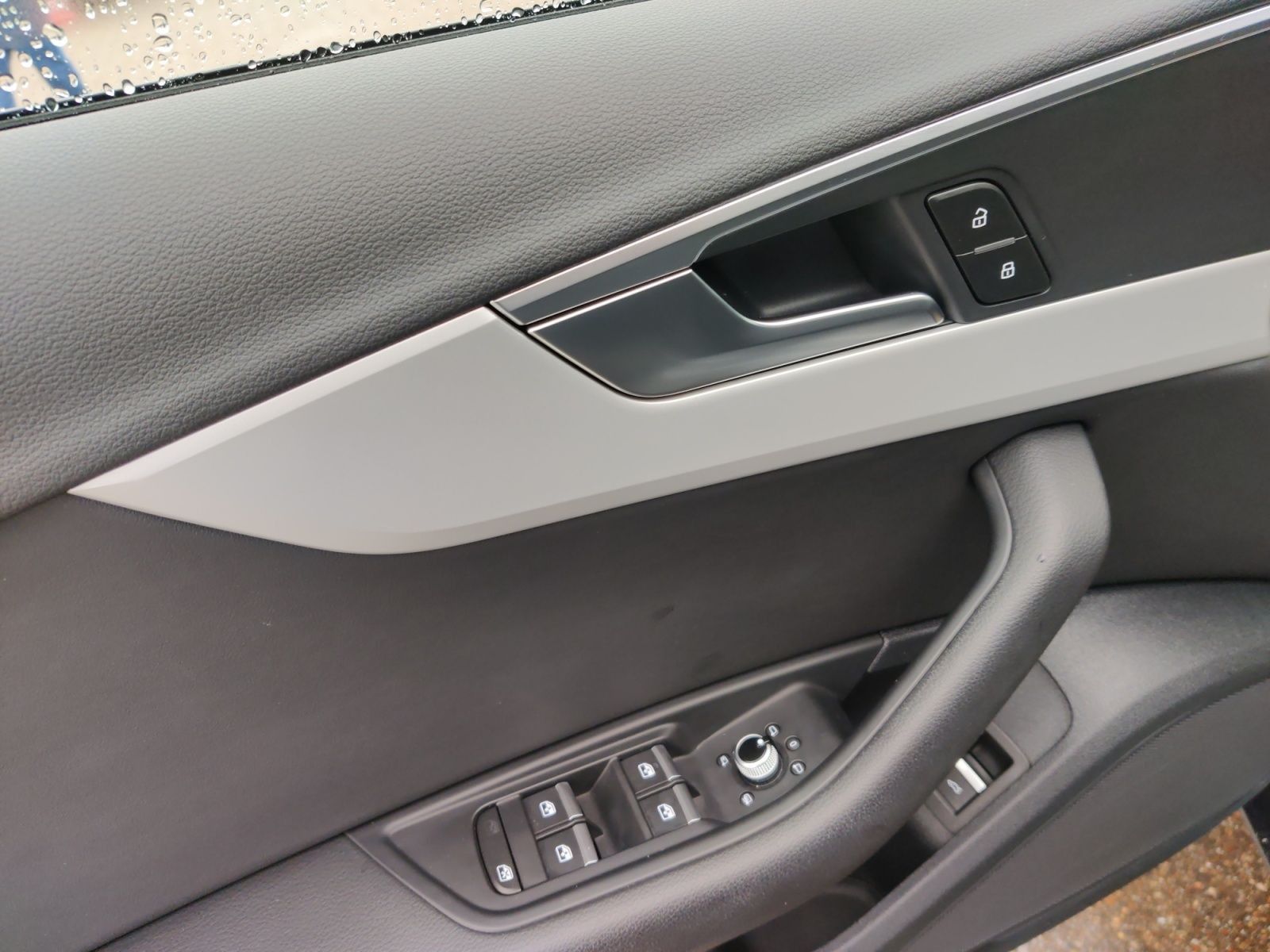 Audi A4 Avant 40 TDI S-Tronic - Samsaru's Car Outlet