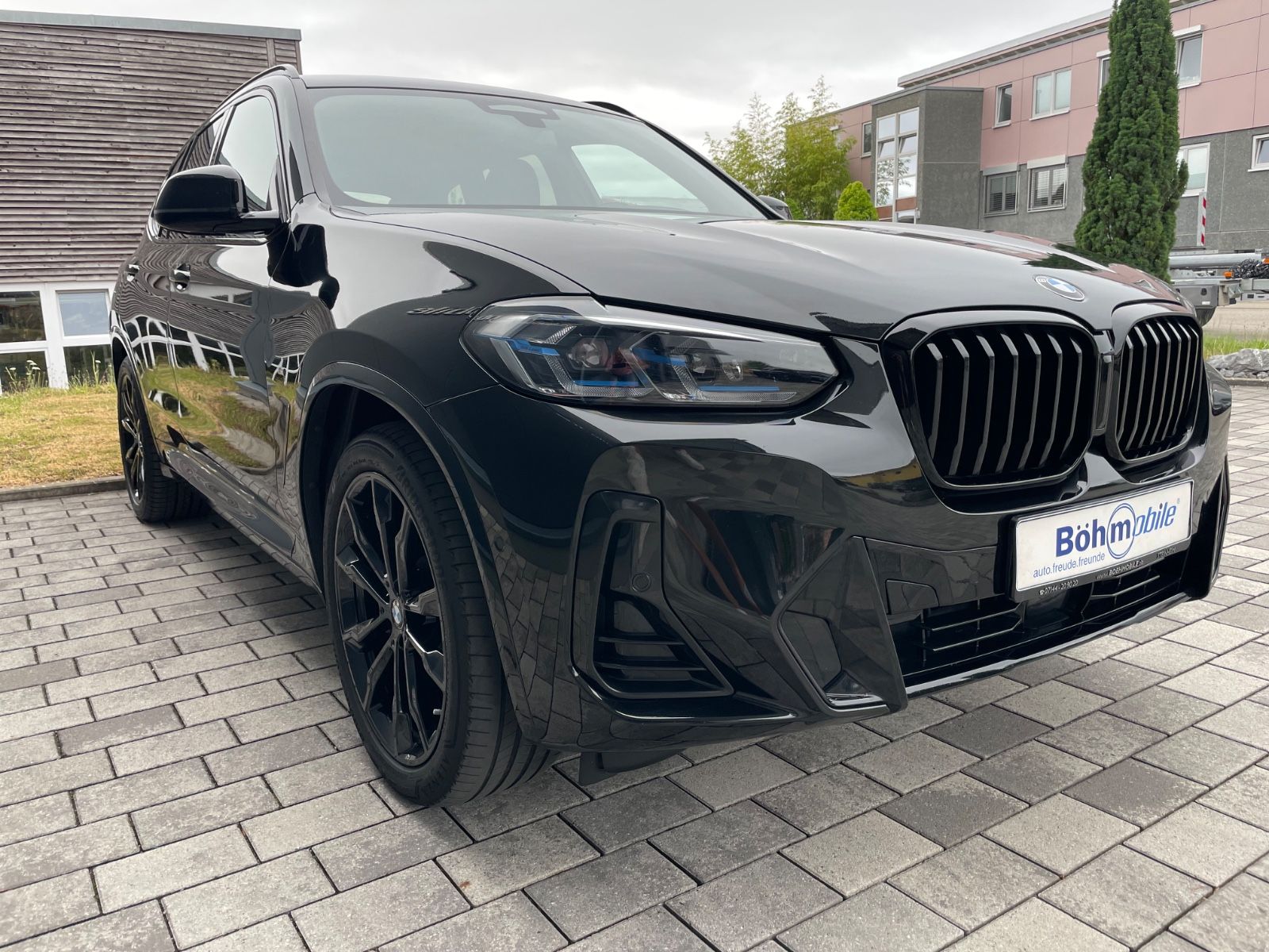 BMW X3 xDrive30d M-Sport - Samsaru's Car Outlet
