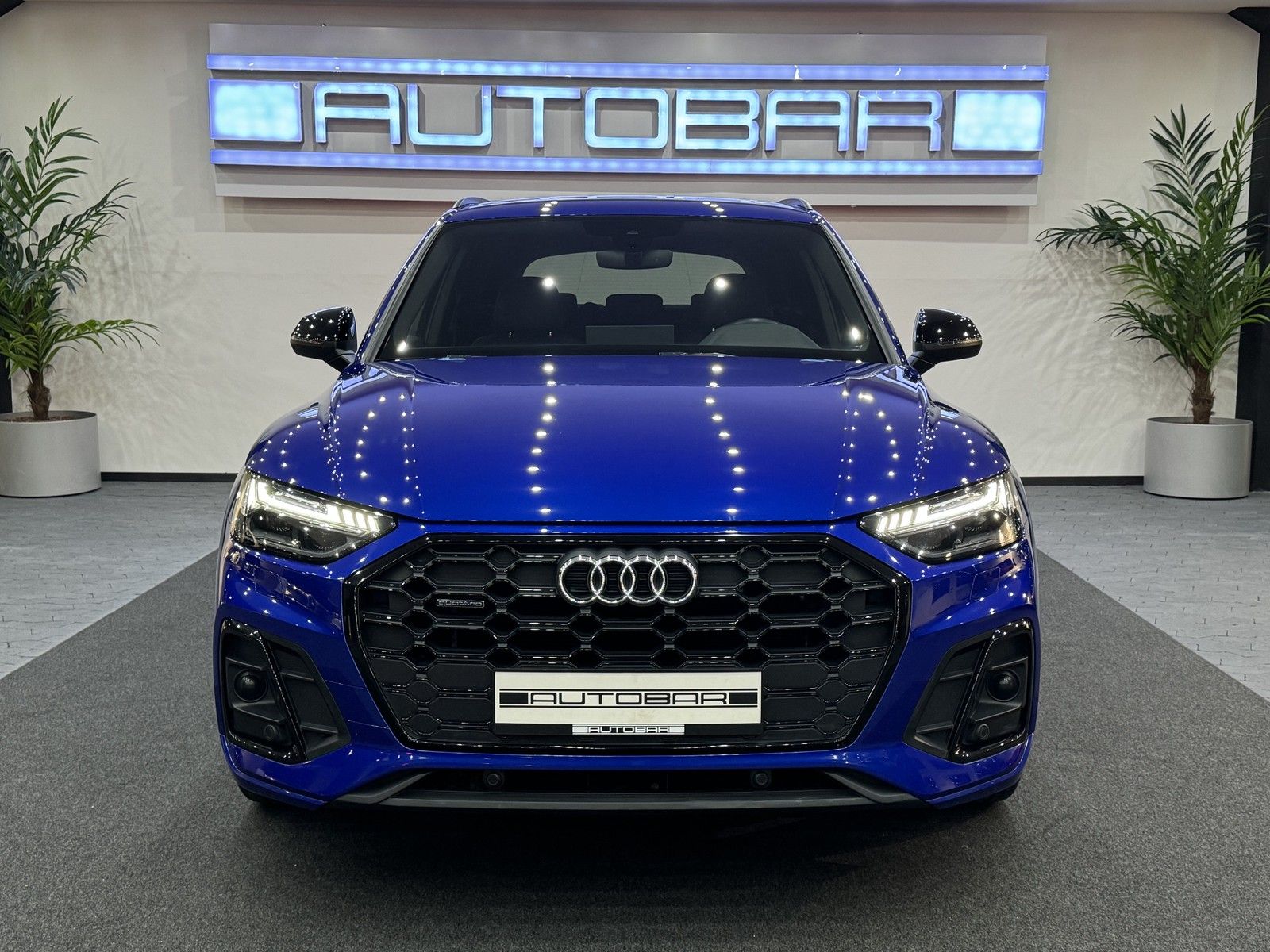 Audi Q5 40 TDI quattro S line - Samsaru's Car Outlet