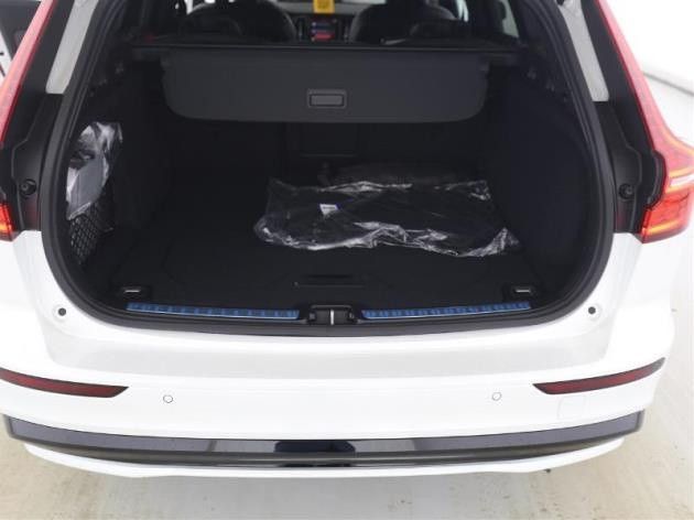 Volvo V60 T6 Plus Dark Recharge Plug-In Hybrid AWD