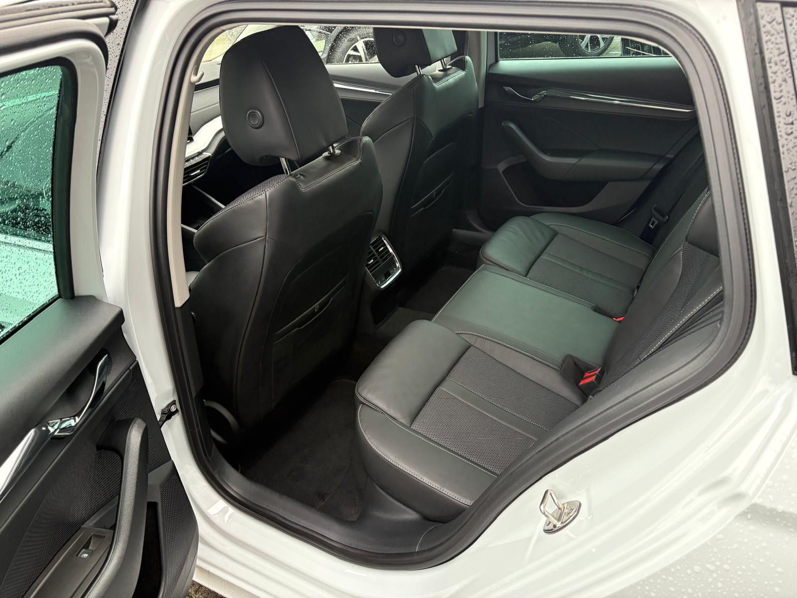 Skoda Octavia Combi Style iV /LED/NAVI/SHZ/DCC/ACC/RFK