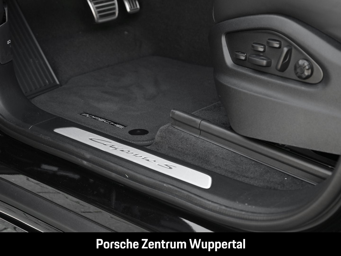 Porsche Cayenne S Coupe Sportabgasanlage BOSE 22-Zoll