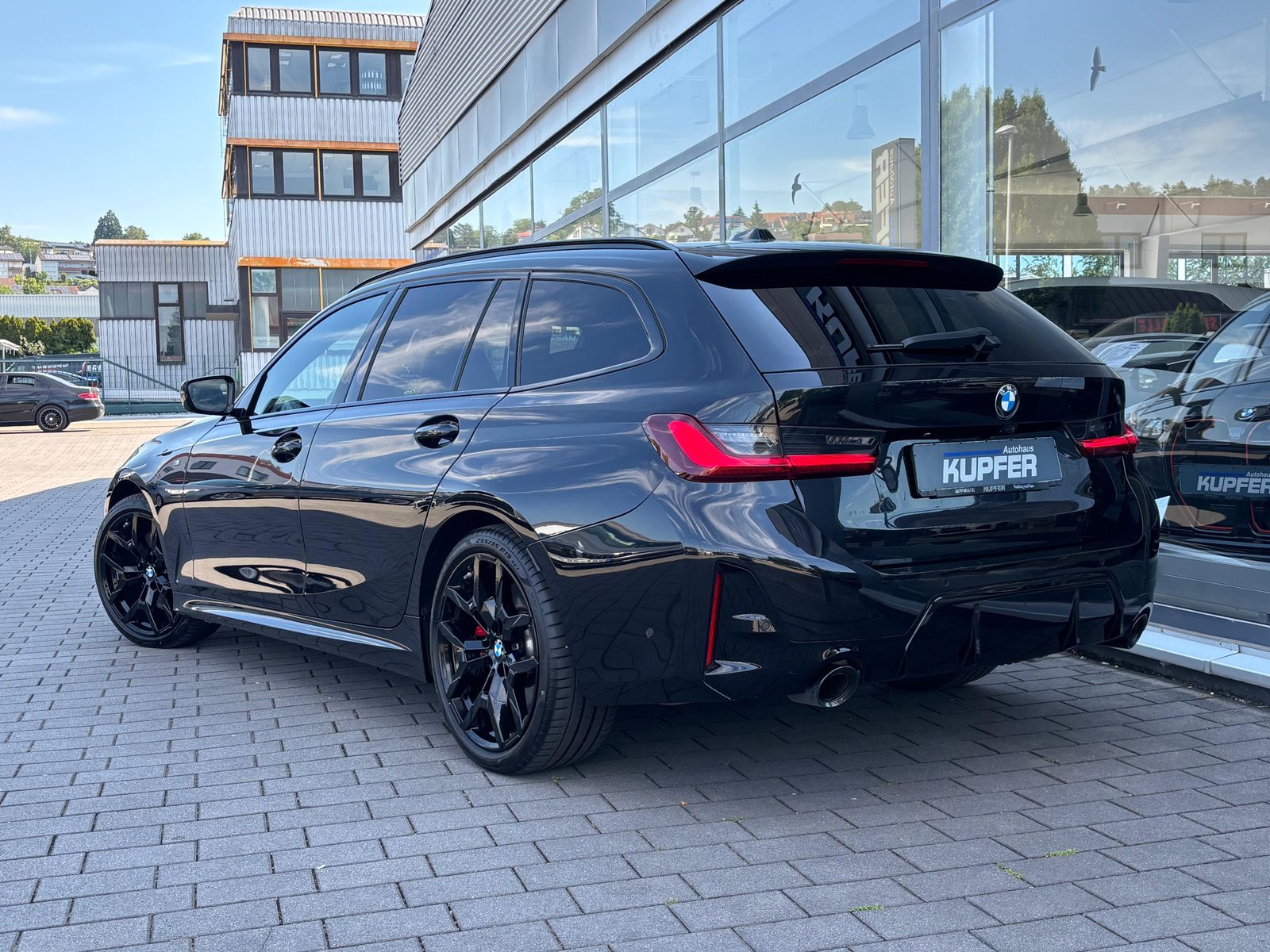 BMW 320 d xDriv Tou M Sport PRO ACC+°el.M Sitze°AHK