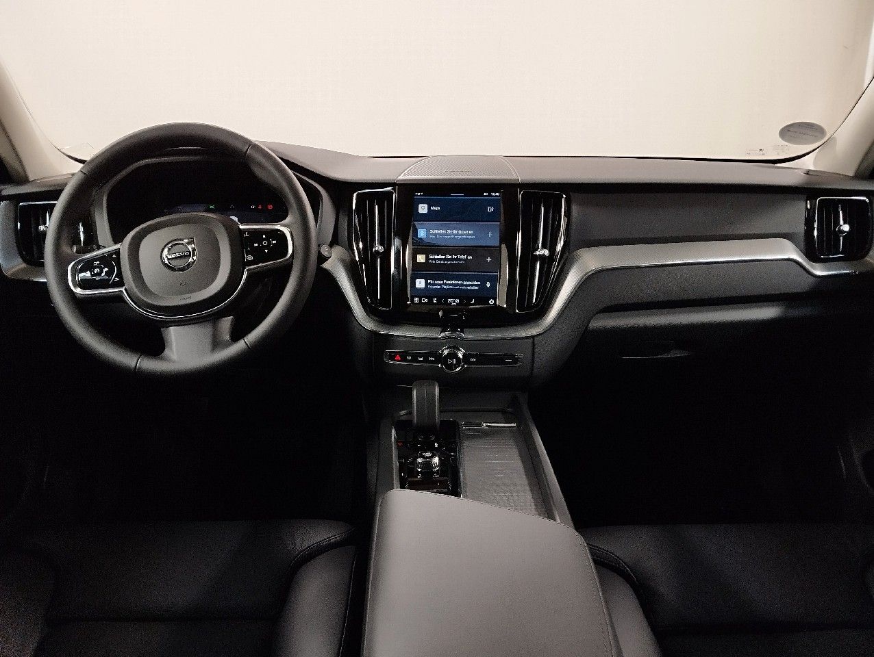 Volvo XC60 B4 Plus Dark Diesel AWD - Samsaru's Car Outlet