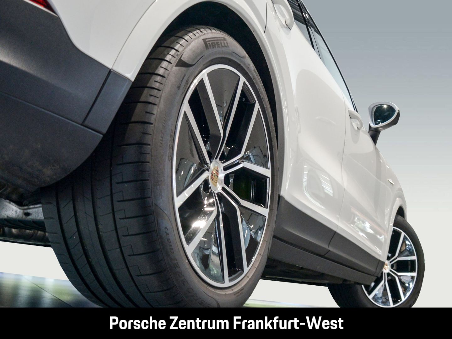 Porsche Cayenne E-Hybrid Coupe LED-Matrix InnoDrive
