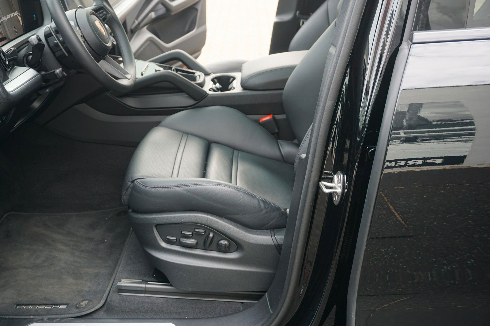Porsche Cayenne Coupe Mod.2026*22"*BOSE*ACC*18 Wege*Luft