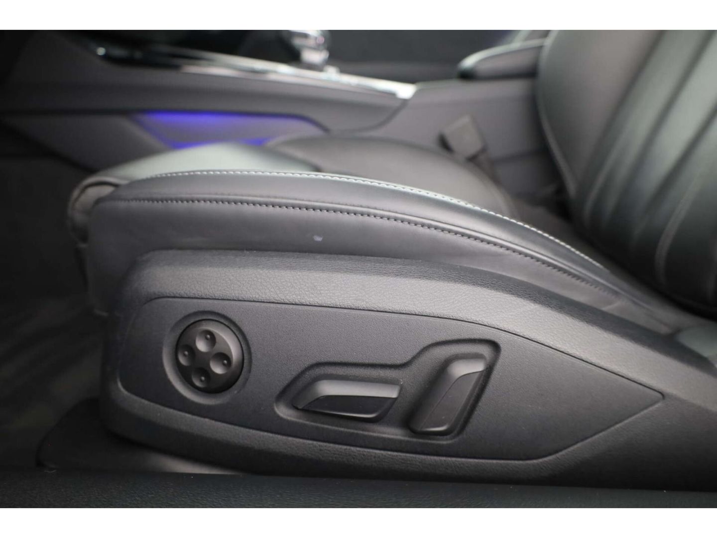 Audi A5 Cabriolet 45 TFSI qu. S line AHK/NAV/19''