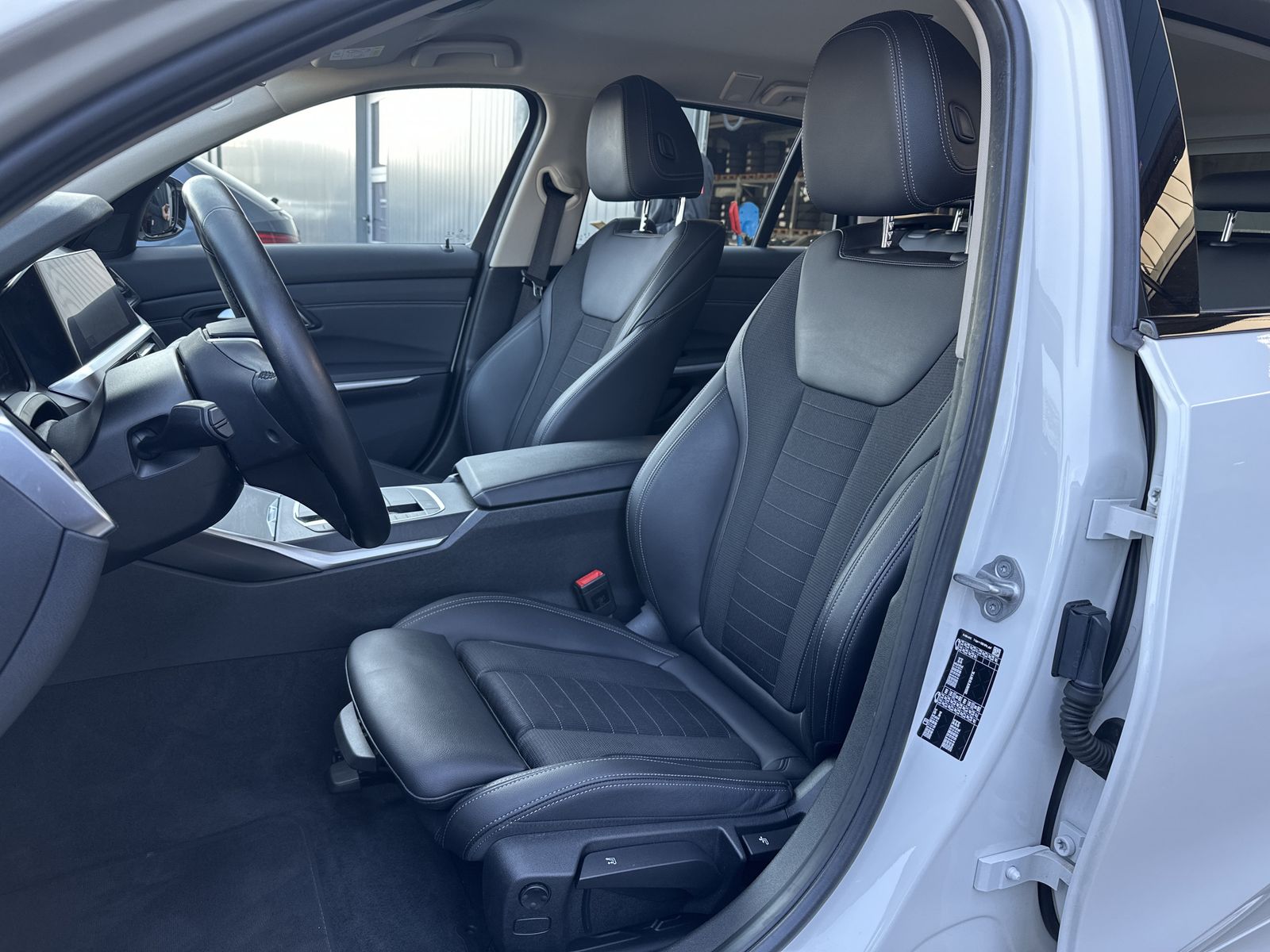 BMW 320d Touring Sport-Line - Samsaru's Car Outlet