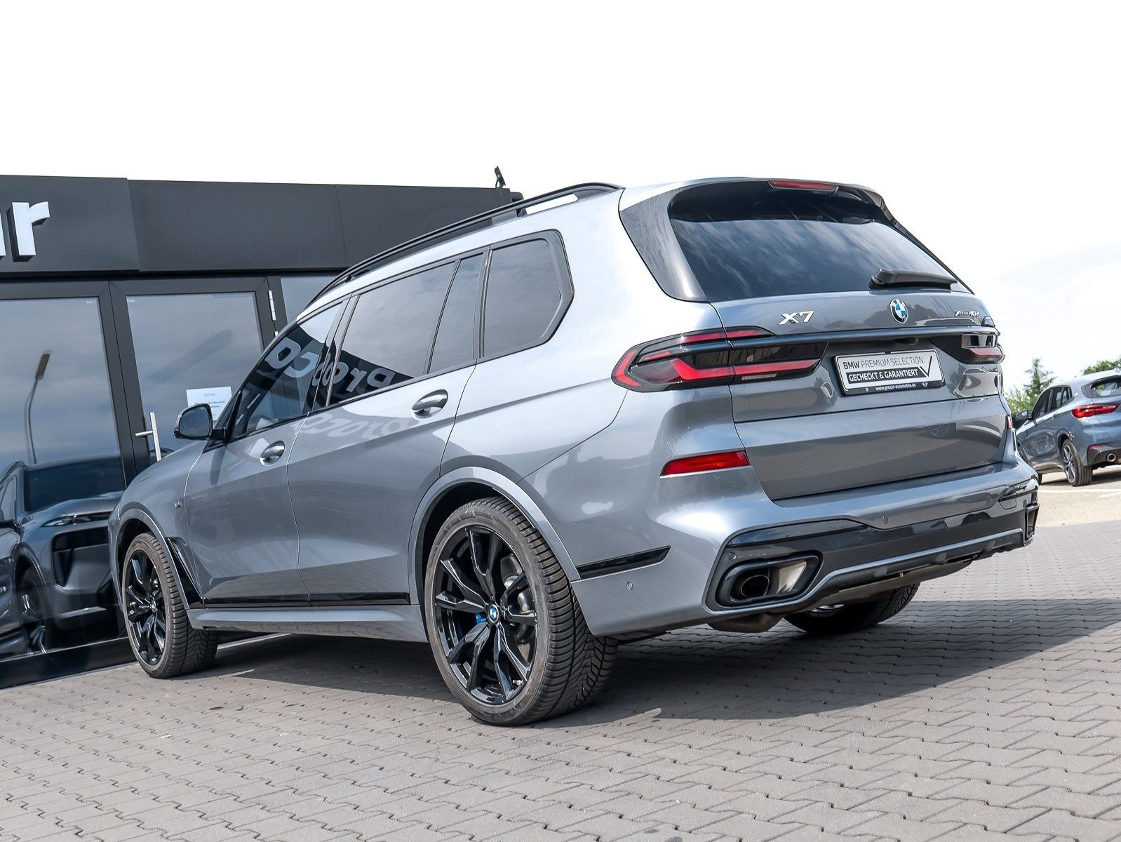BMW X7 xDrive40d M Sport HUD PANO ACC AHK RFK NAVI