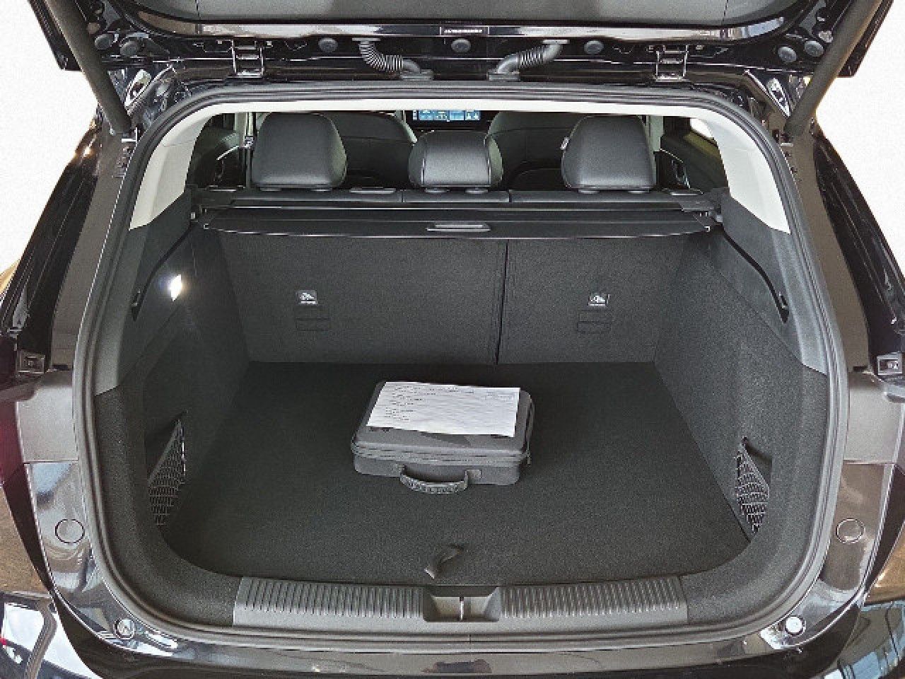 MG HS PHEV Luxury LED SiHz Navi Leder ACC 2-ZKlima