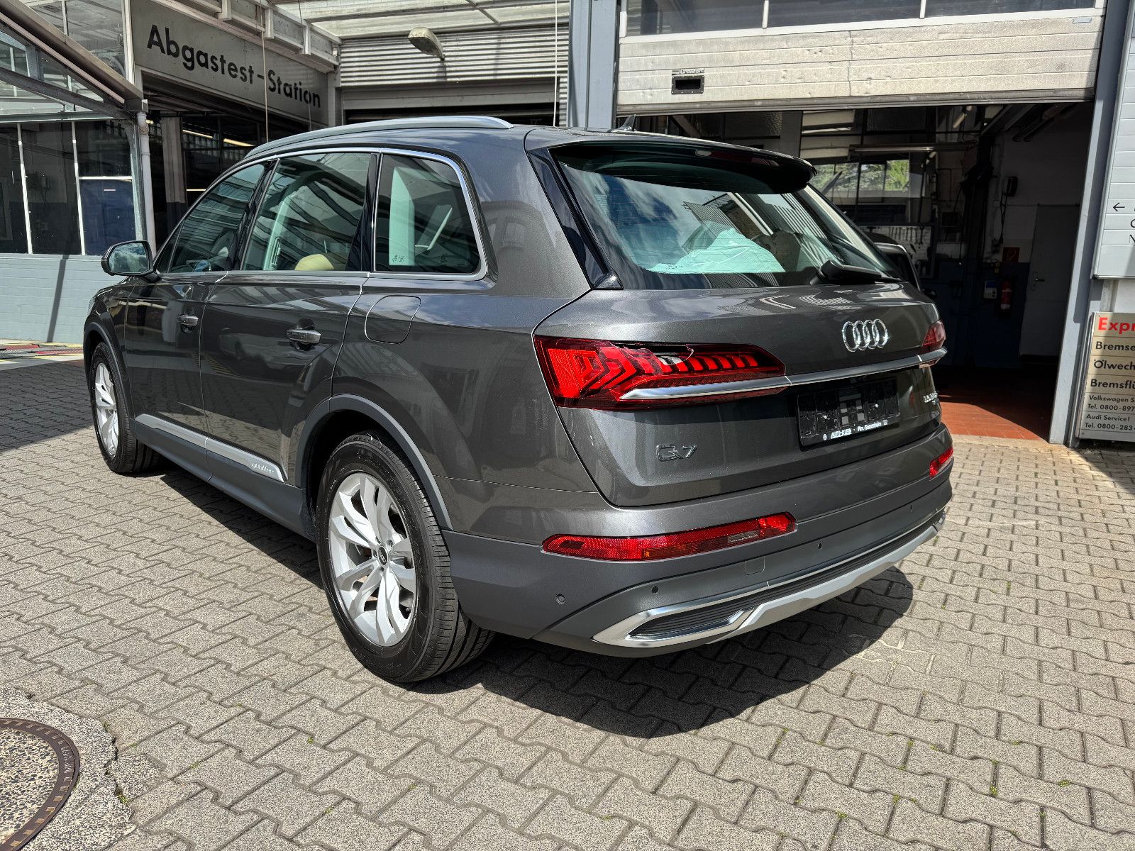 Audi Q7 55 TFSI e quattro Plug-In-Hybrid-AHK-Luftfede