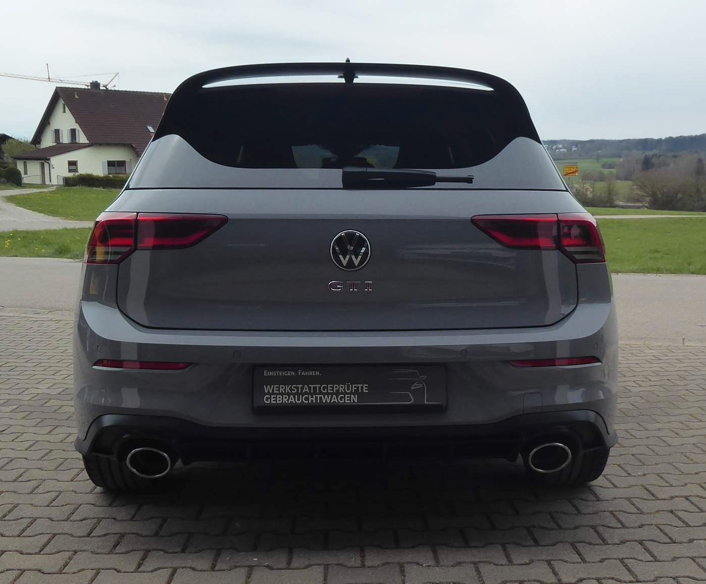 Volkswagen Golf VIII GTI Clubsport - Samsaru's Car Outlet