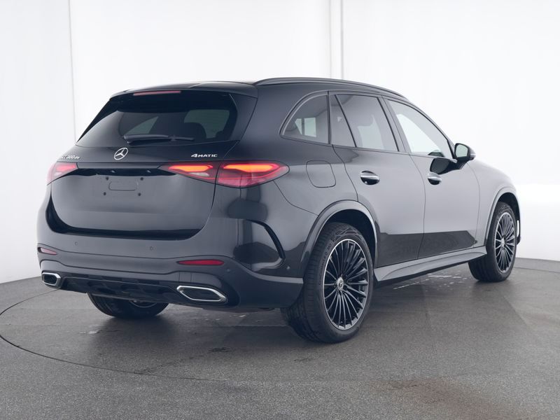 Mercedes-Benz GLC 300 de 4M AMG-Premium - Samsaru's Car Outlet
