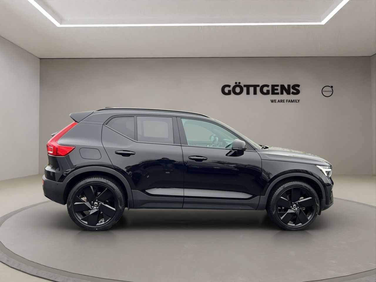 Volvo XC40 B3 Ultra Black Edition AHK BUSINESS PAKET