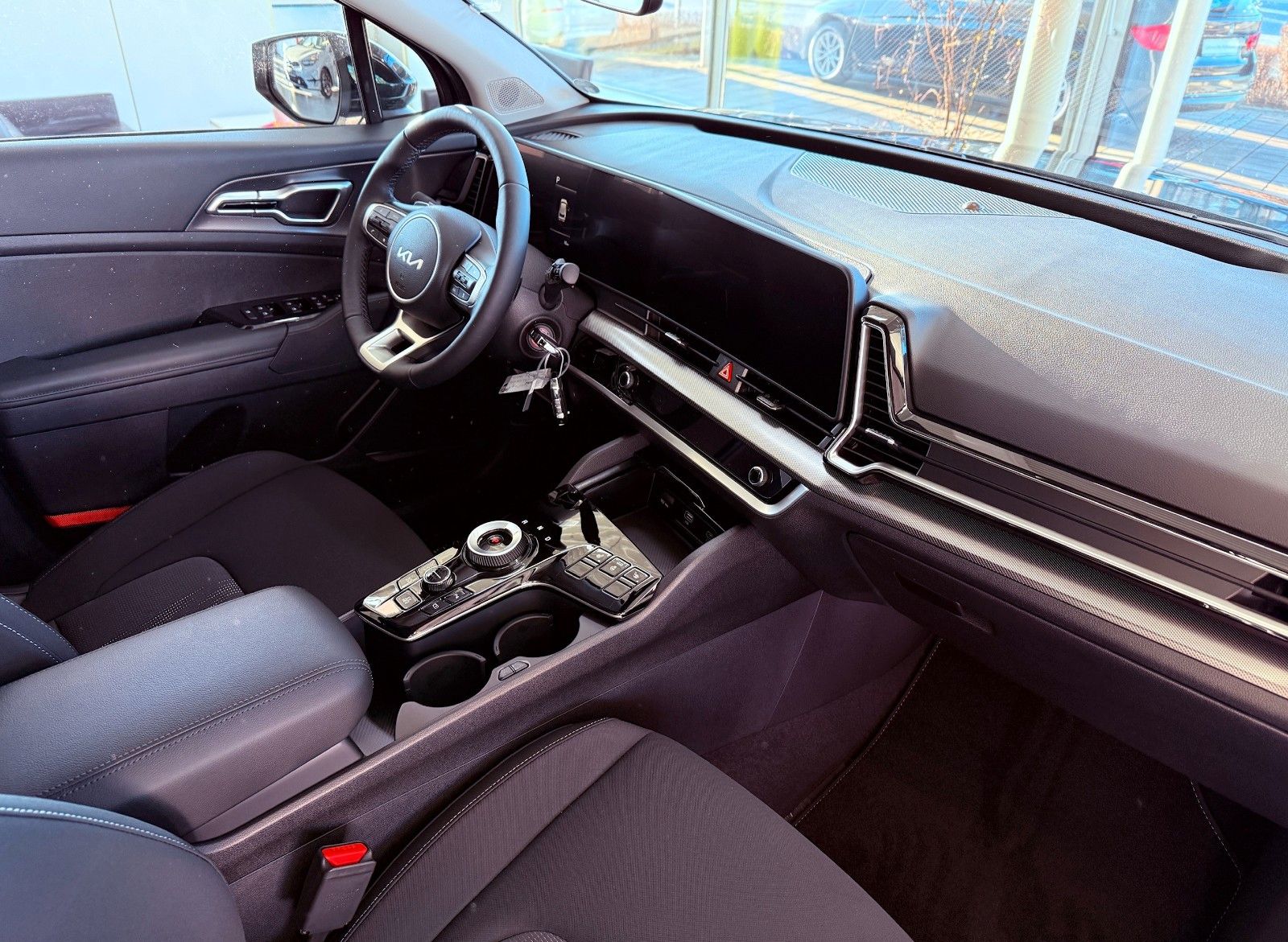 Kia Sportage 1.6T PHEV Vision 4WD - Samsaru's Car Outlet