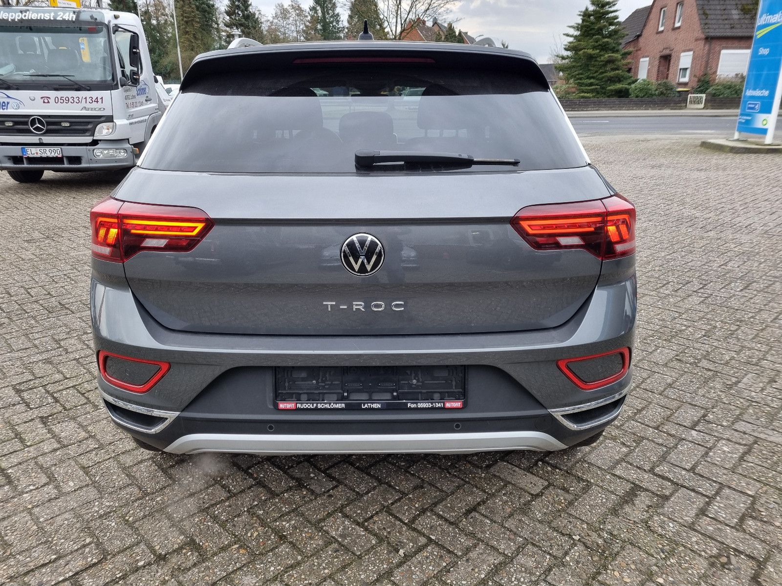 Volkswagen T-Roc Style - Samsaru's Car Outlet