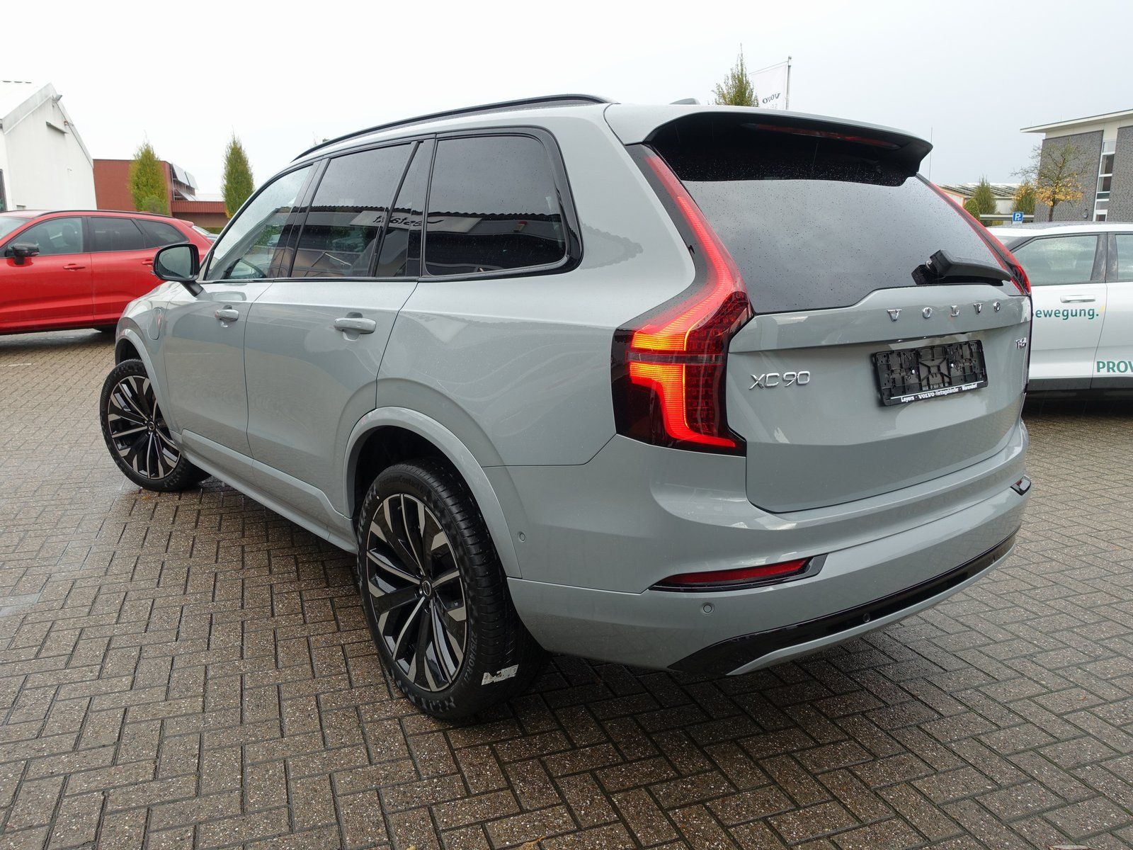 Volvo XC90 Plus Dark T8 AWD B&W/HUD/PANO/FOUR-C/360°