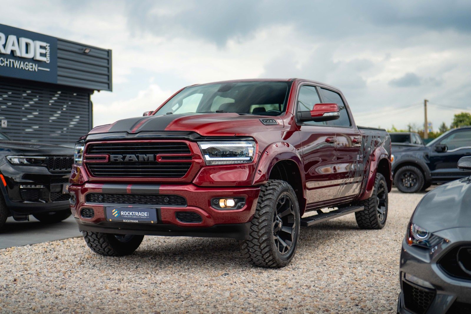 Dodge RAM 5.7 V8 HEMI 4x4 OFFROAD Night-Paket *LED*19%
