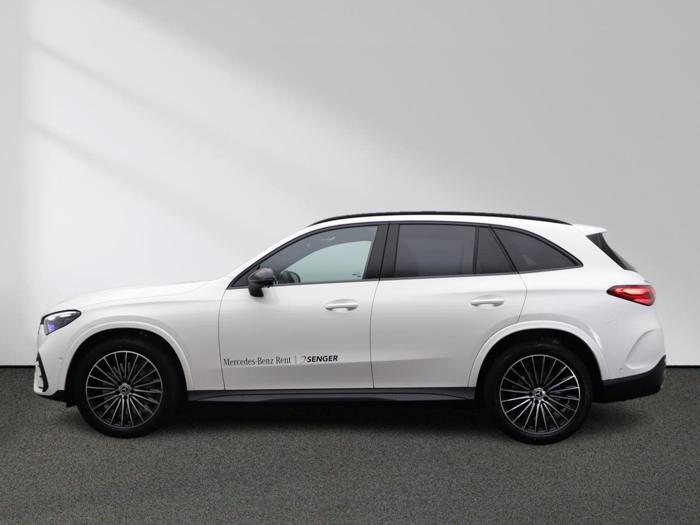 Mercedes-Benz GLC 200 4M AMG Panorama DigitalLight AHK 360°-K.