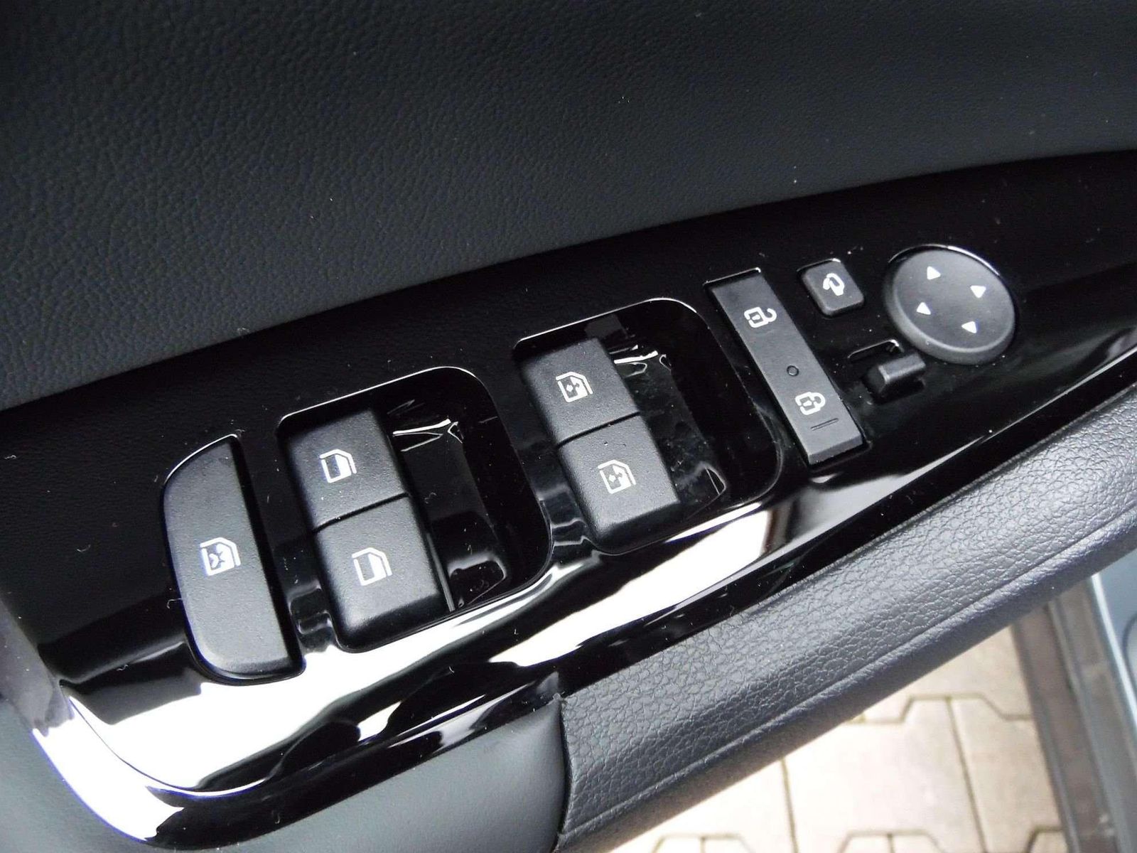 Kia Sportage Spirit 1.6D 48V DCT - Samsaru's Car Outlet