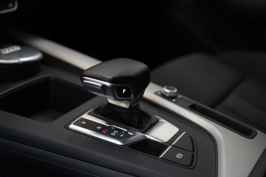 Audi A4 Avant 40 TDI q. - Samsaru's Car Outlet