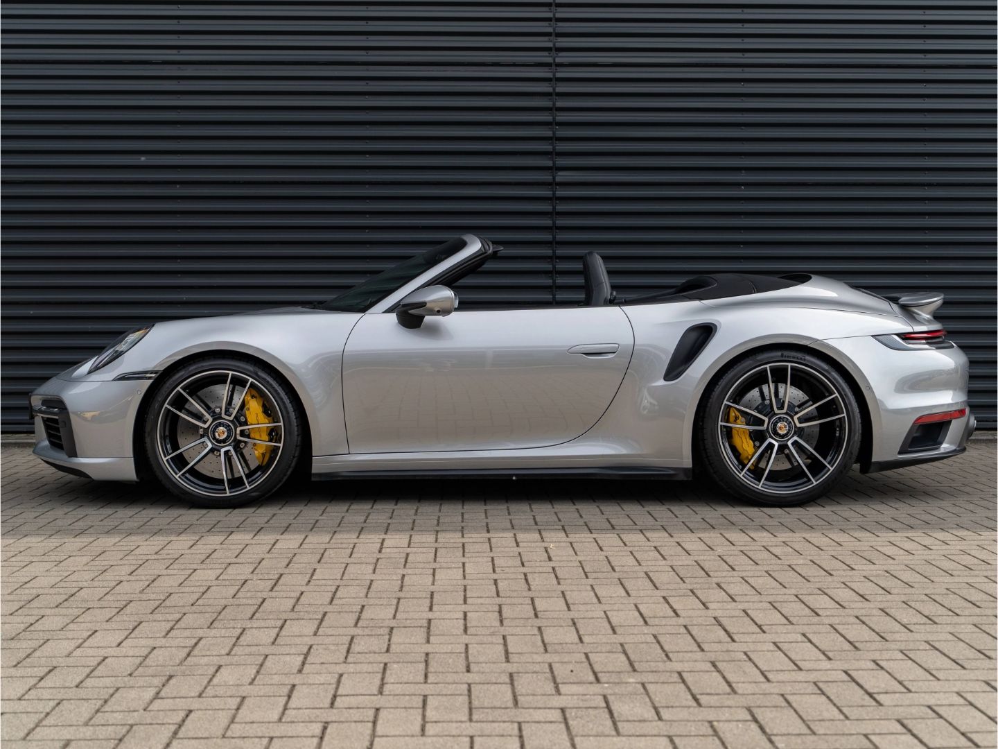 Porsche 911 Turbo S Cabriolet PASM -10mm  InnoDrive uvm.